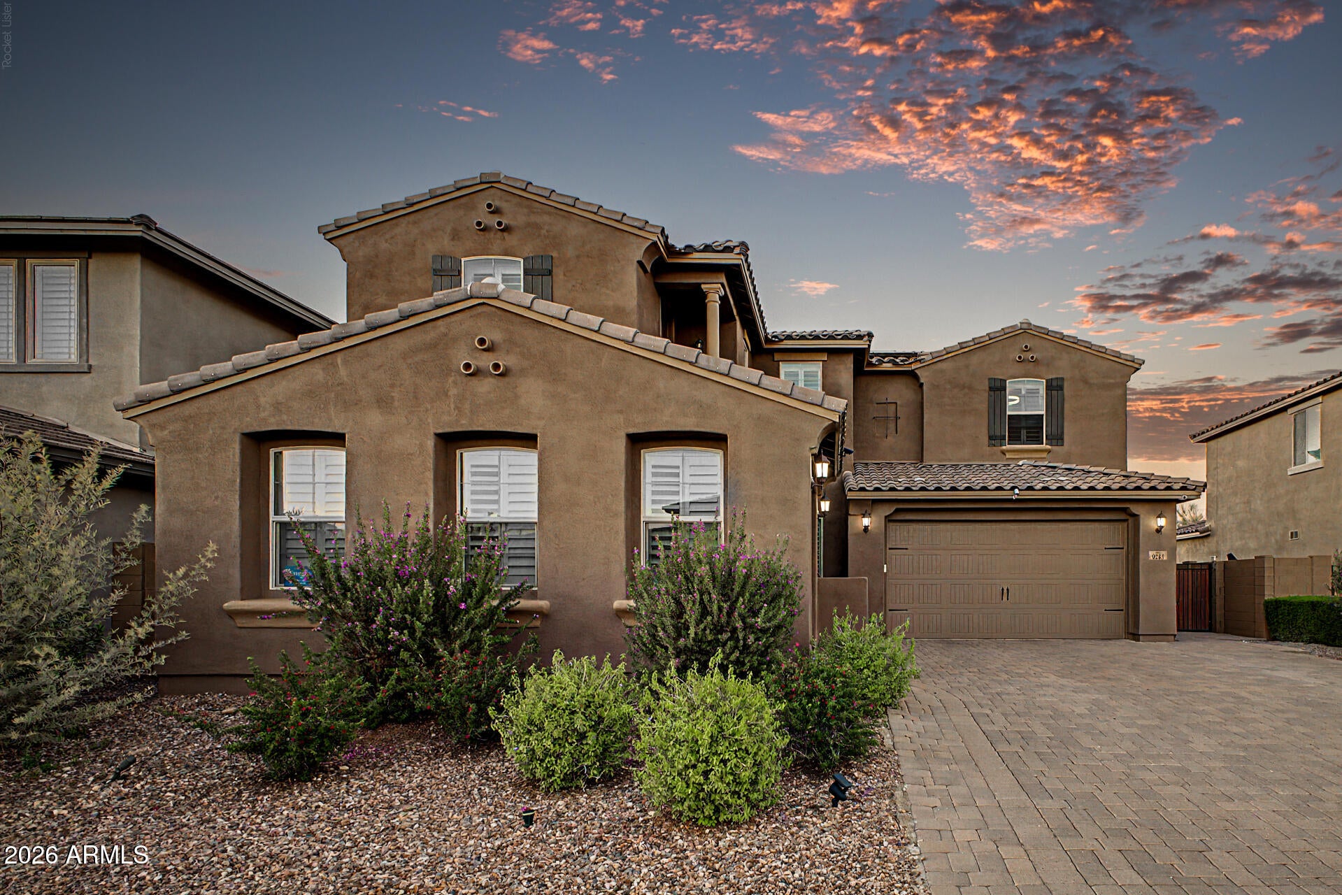 9334 W WHITE FEATHER Lane