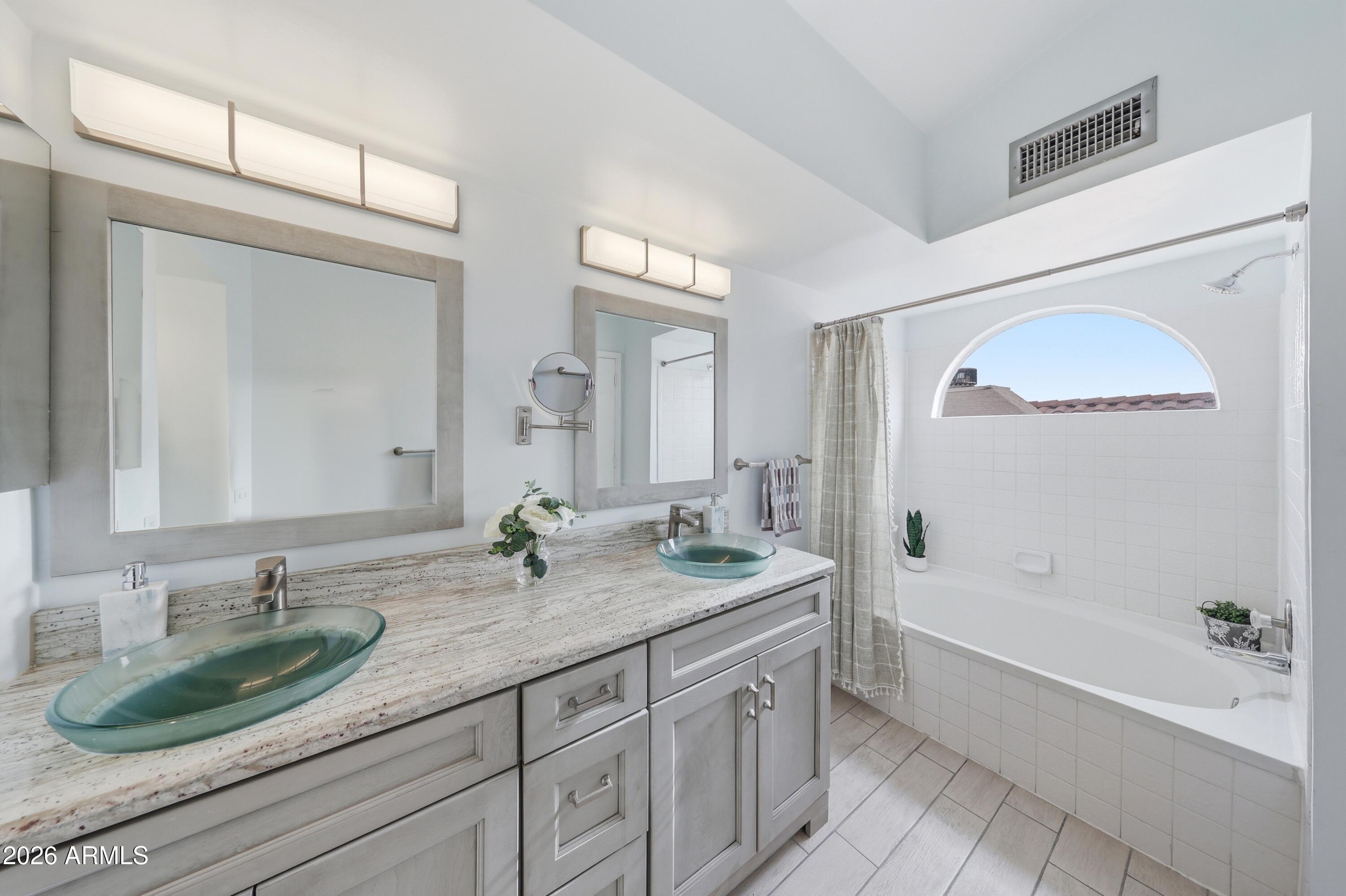 GARDEN POINT LOT 1-71 74-155 TR A B - Residential