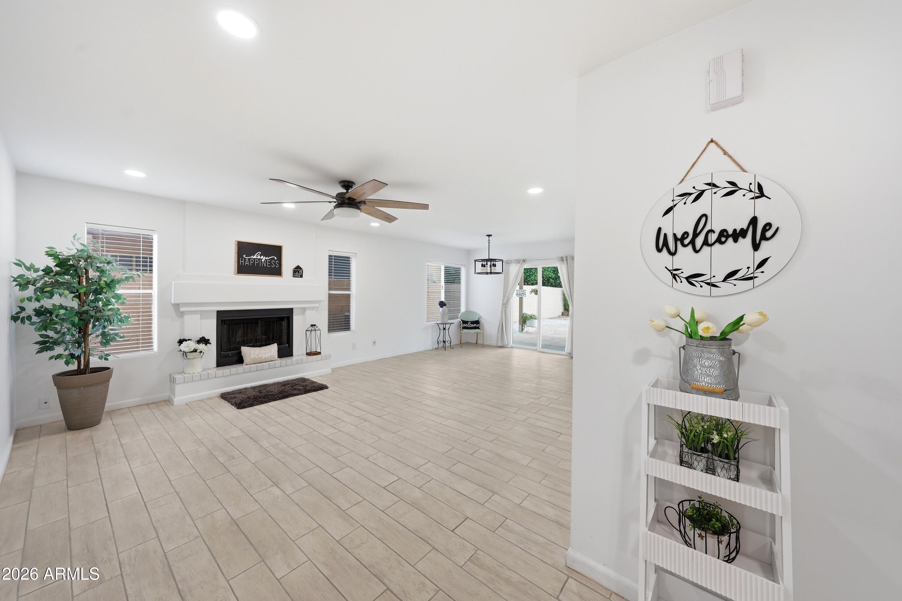 GARDEN POINT LOT 1-71 74-155 TR A B - Residential