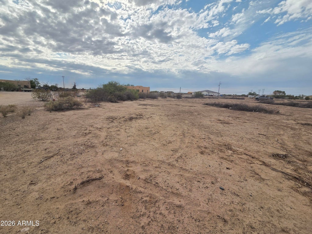 Photo of 336 W Broadway Road #M, Tonopah, AZ 85354 (MLS # 7056571)