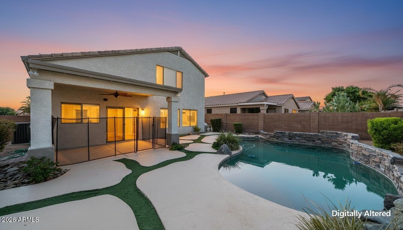 9138 W CLARA Lane