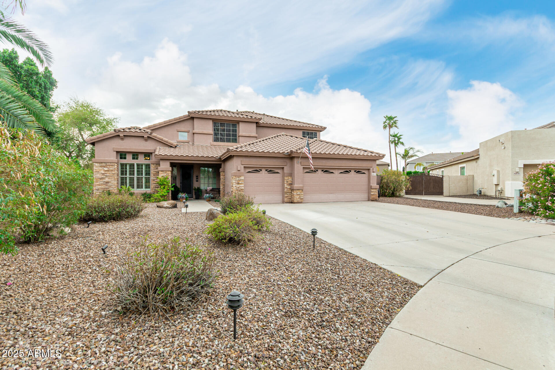 10653 E LINDNER Circle