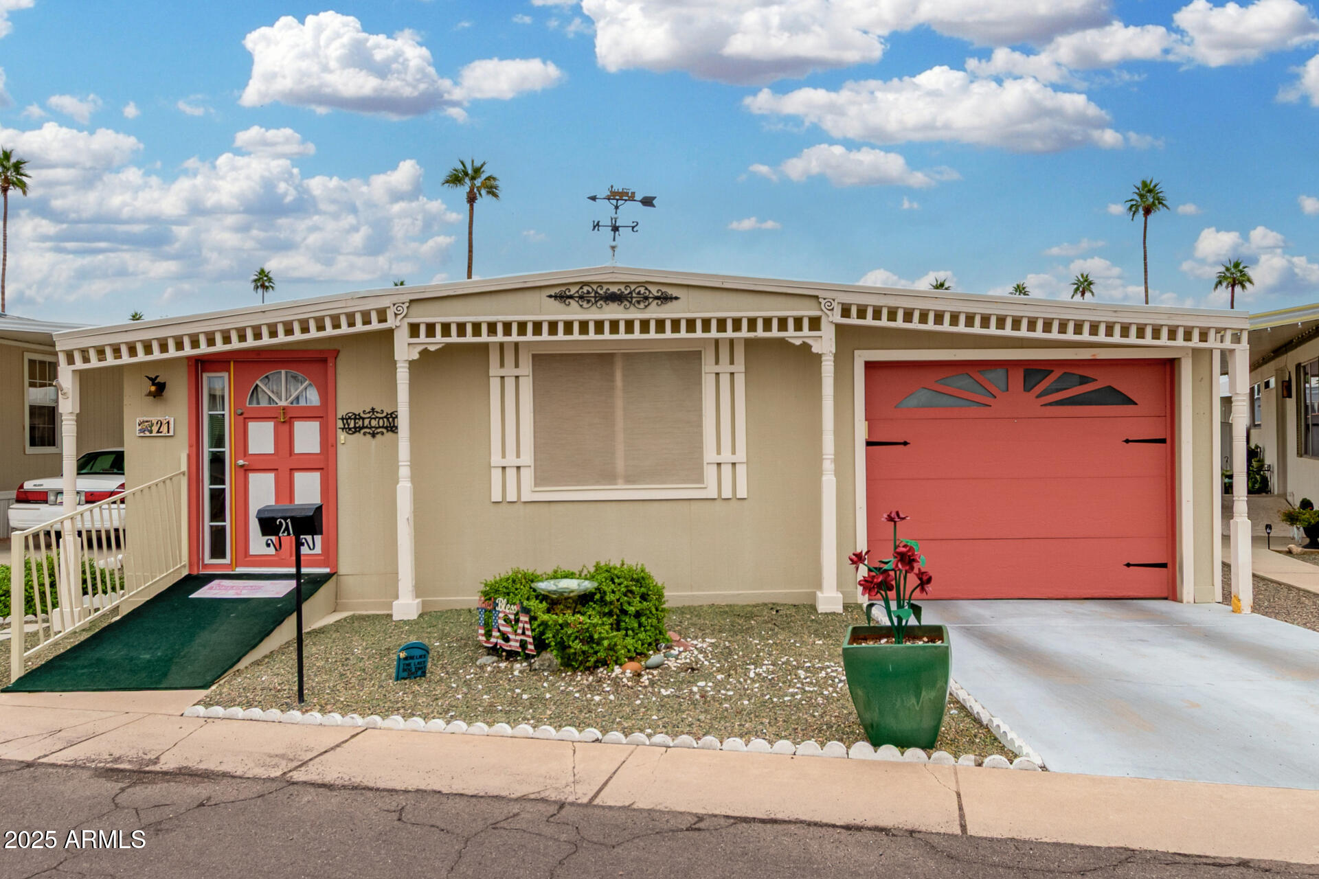 2601 E Allred Avenue 21