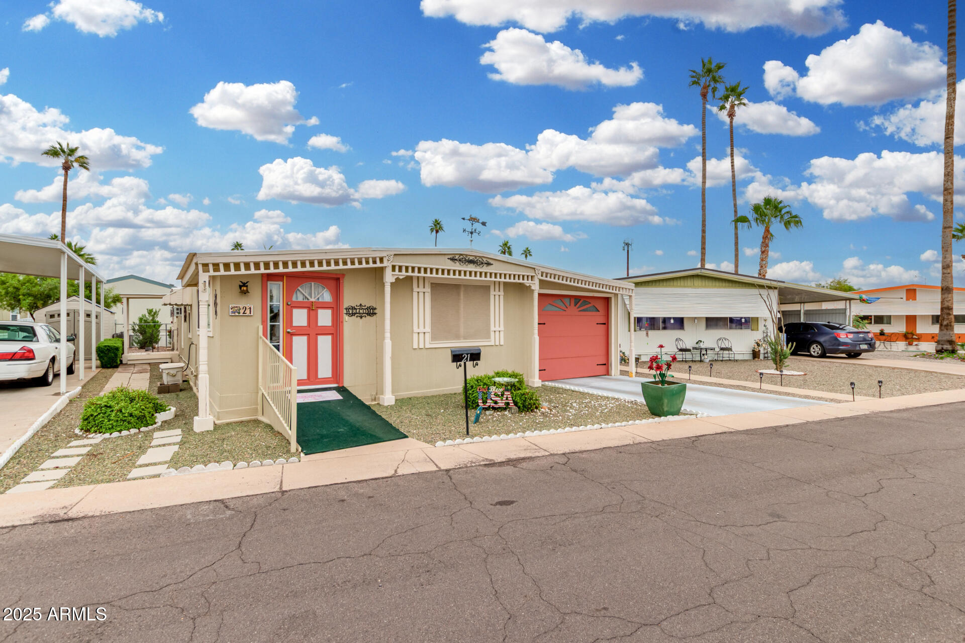 2601 E Allred Avenue 21