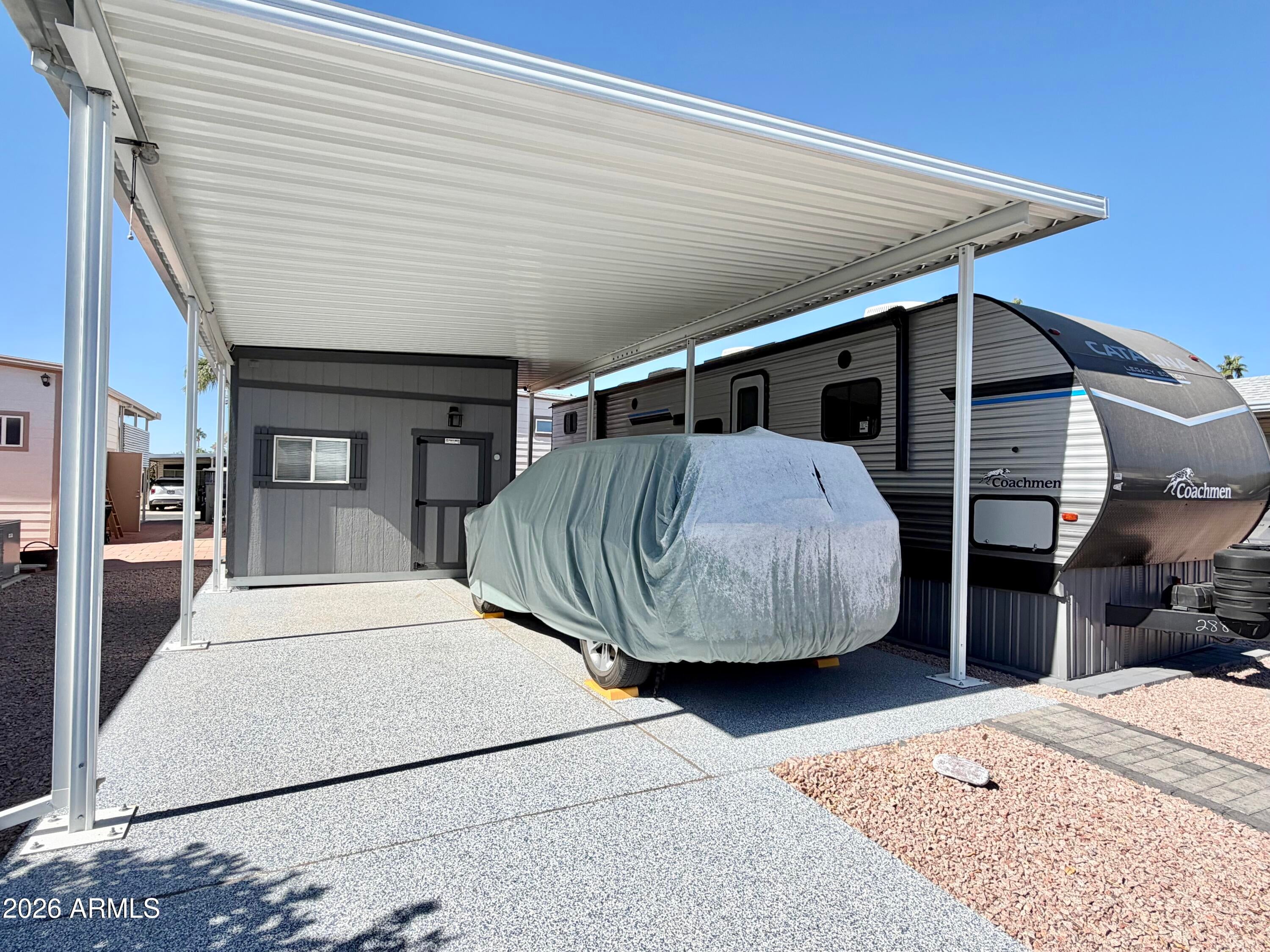 111 S GREENFIELD Road 726