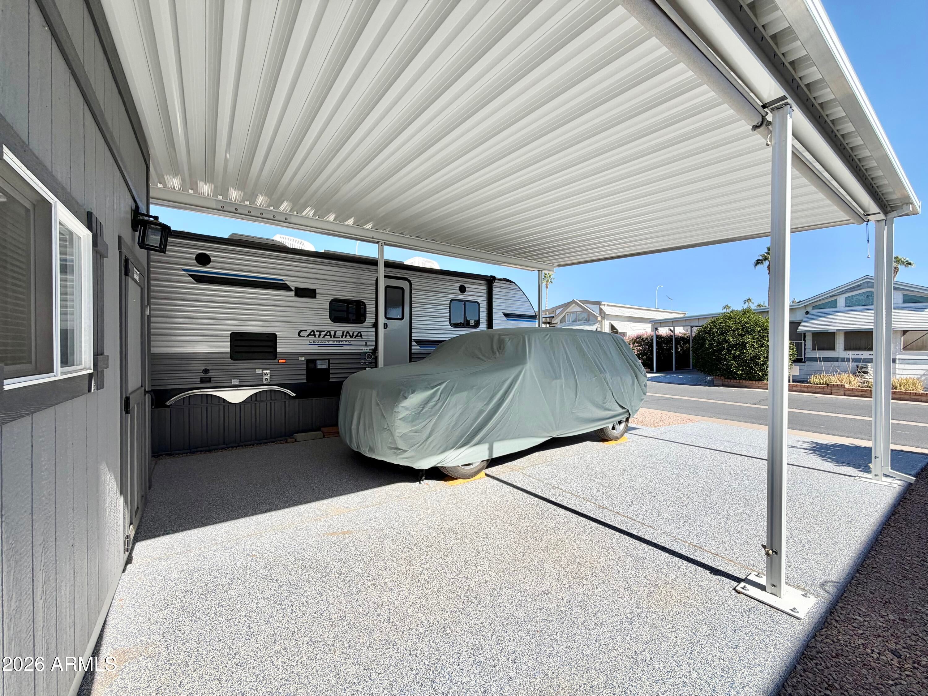111 S GREENFIELD Road 726