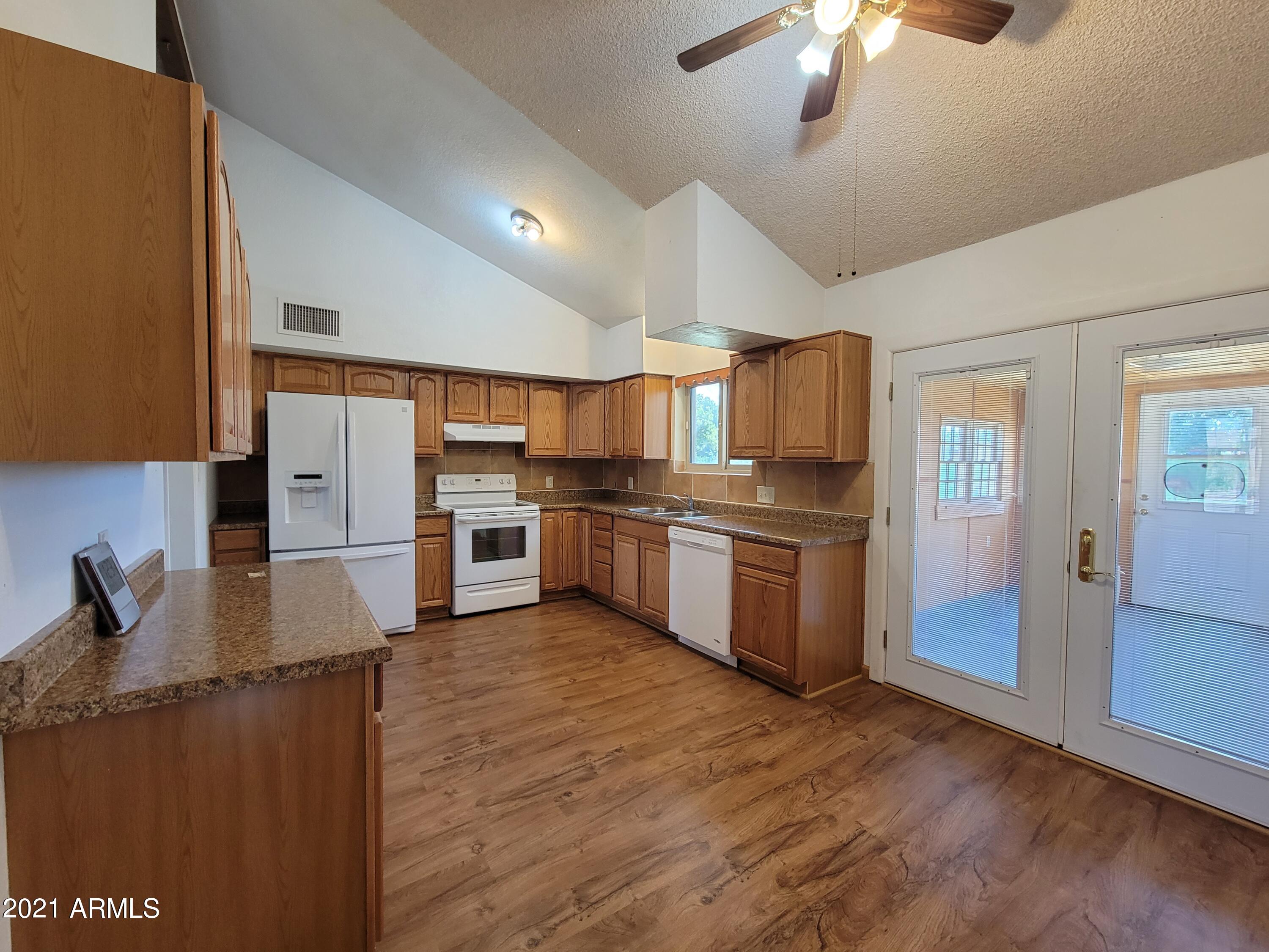 THE MEADOWS - Residential