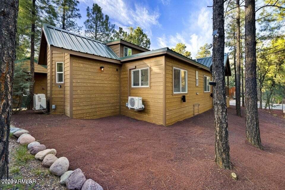 MOUNTAIN LODGES UNIT 3 - Residential