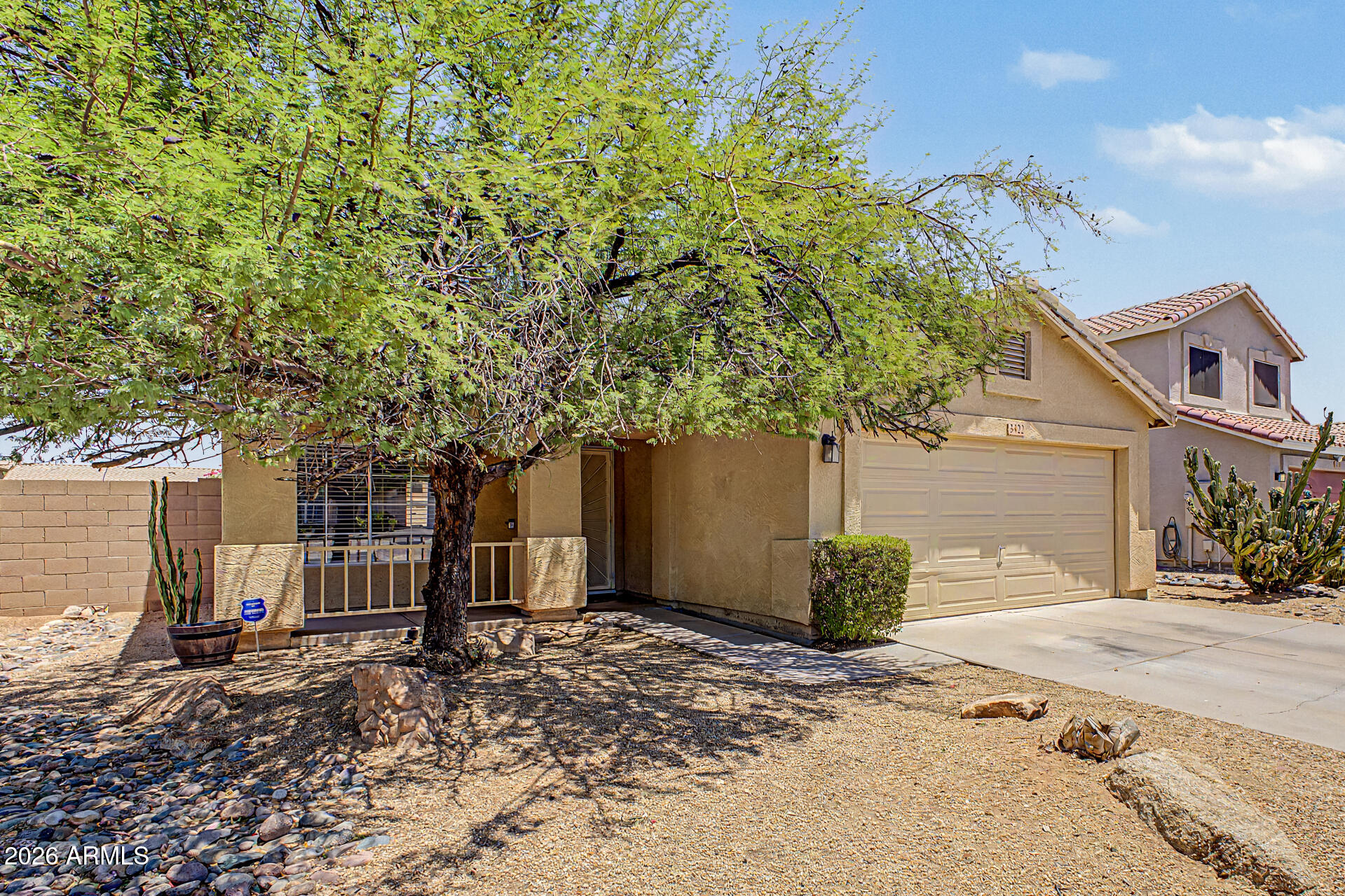 3422 W GLASS Lane