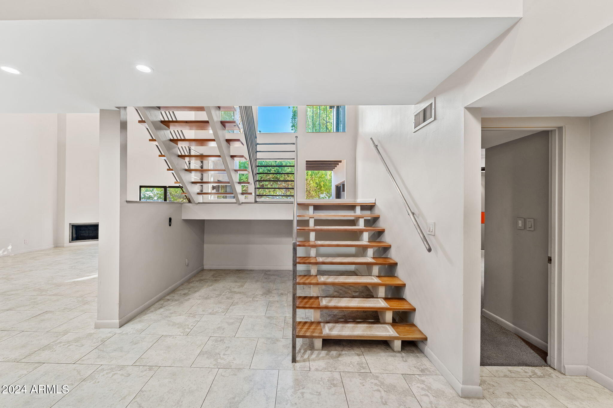 7385 E PLEASANT Run