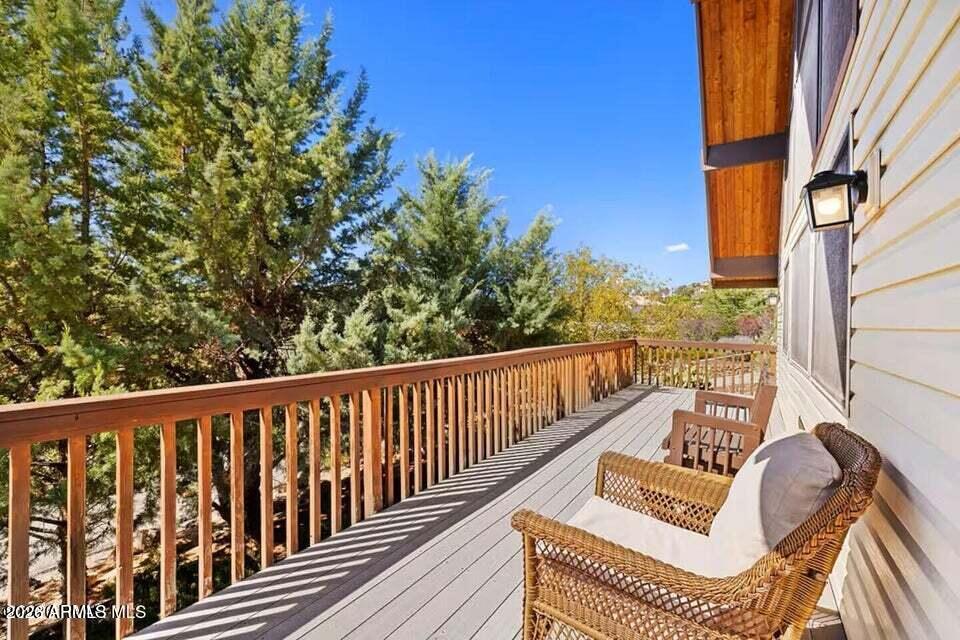 4996 CACTUS Place
