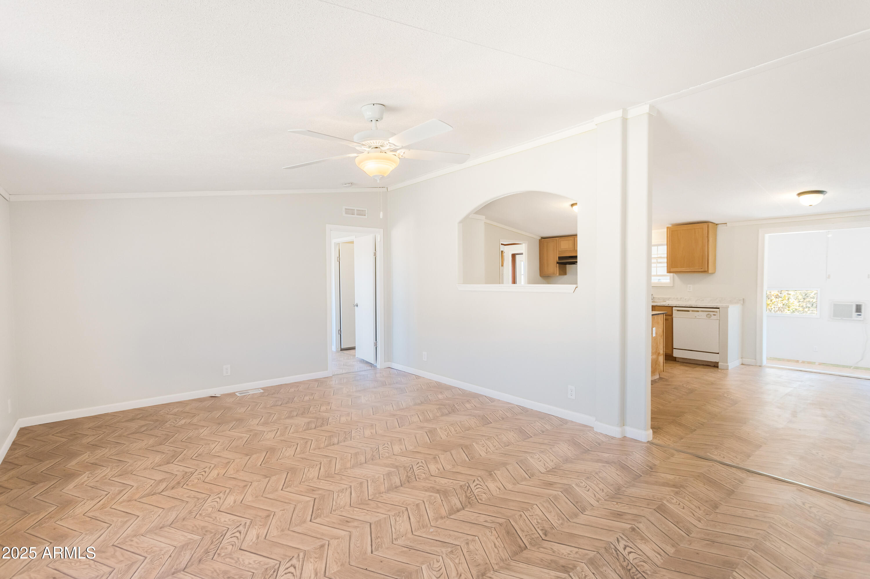 6711 S ROCKSPRING Lane