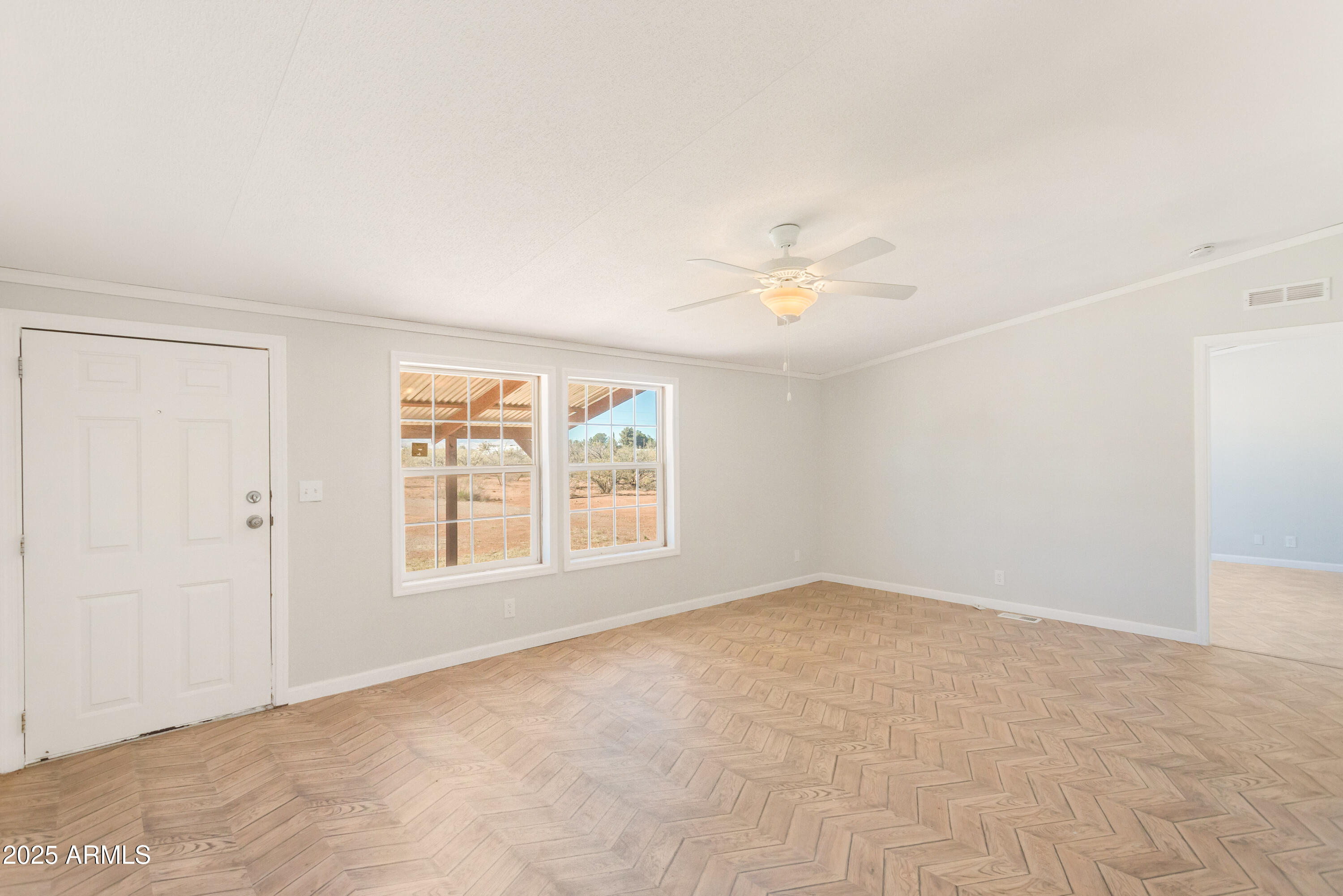 6711 S ROCKSPRING Lane