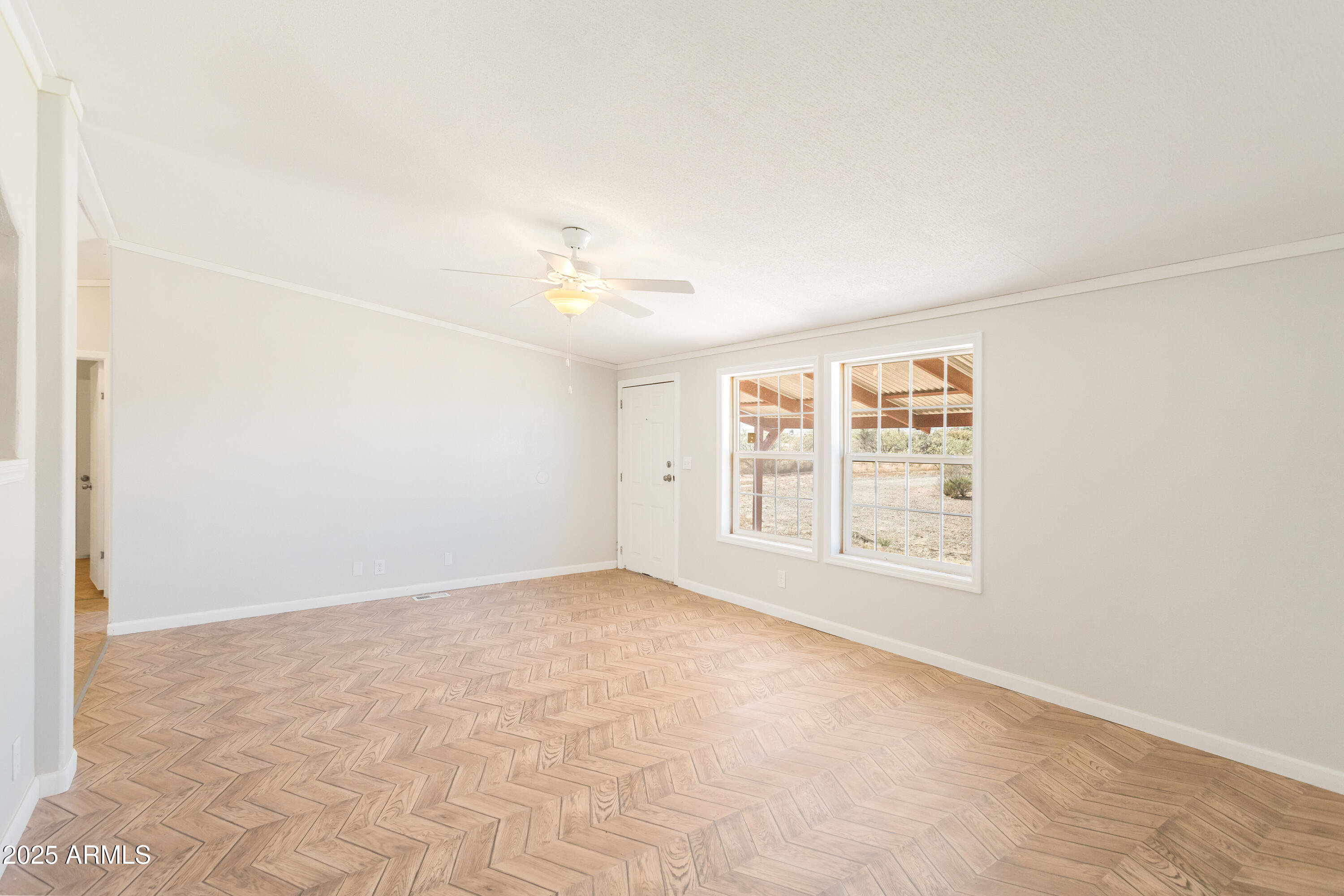 6711 S ROCKSPRING Lane