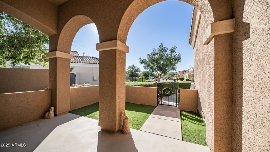 Photo of 3901 S Halsted Drive, Chandler, AZ 85286 (MLS # 6920610)