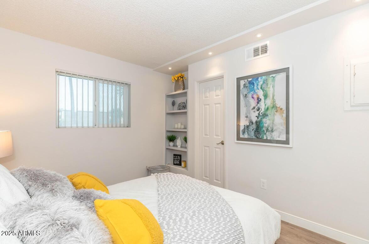 2936 E Indian School Road 1