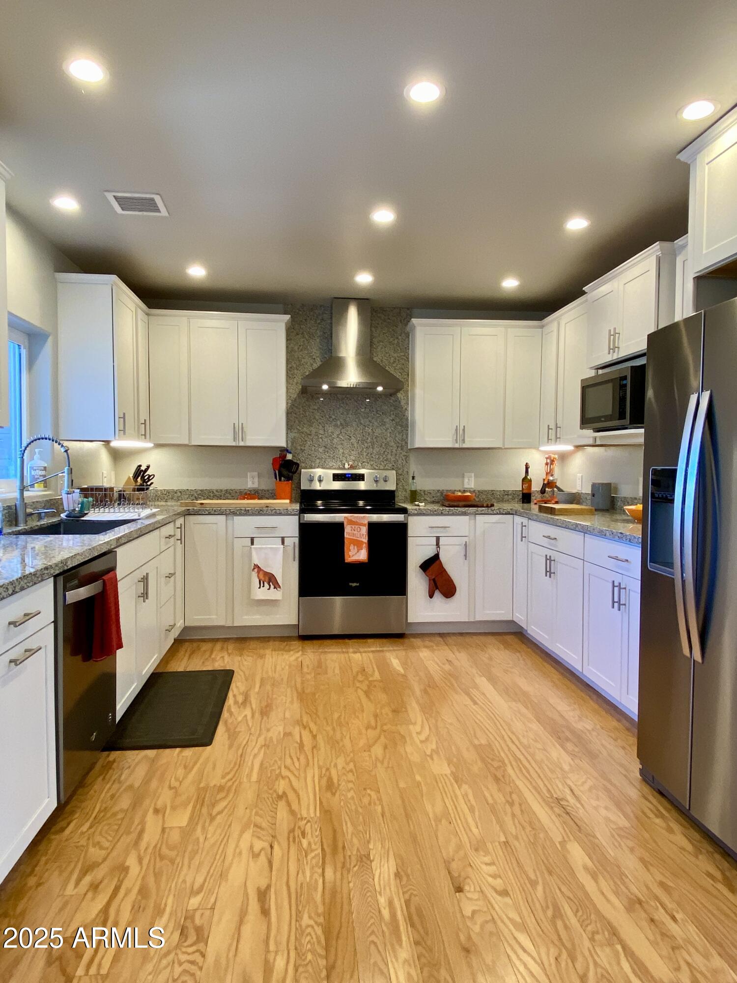 477 County Rd 3144 --