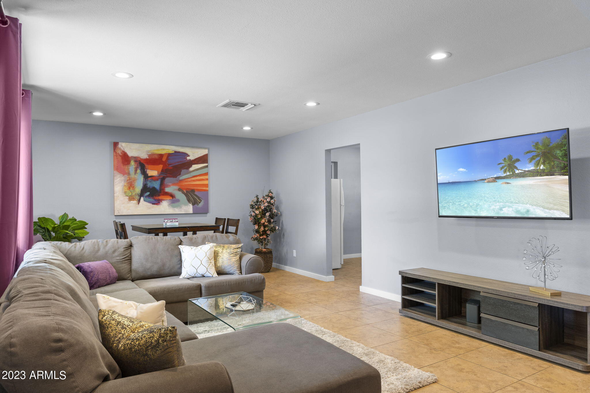 8308 E MINNEZONA Avenue