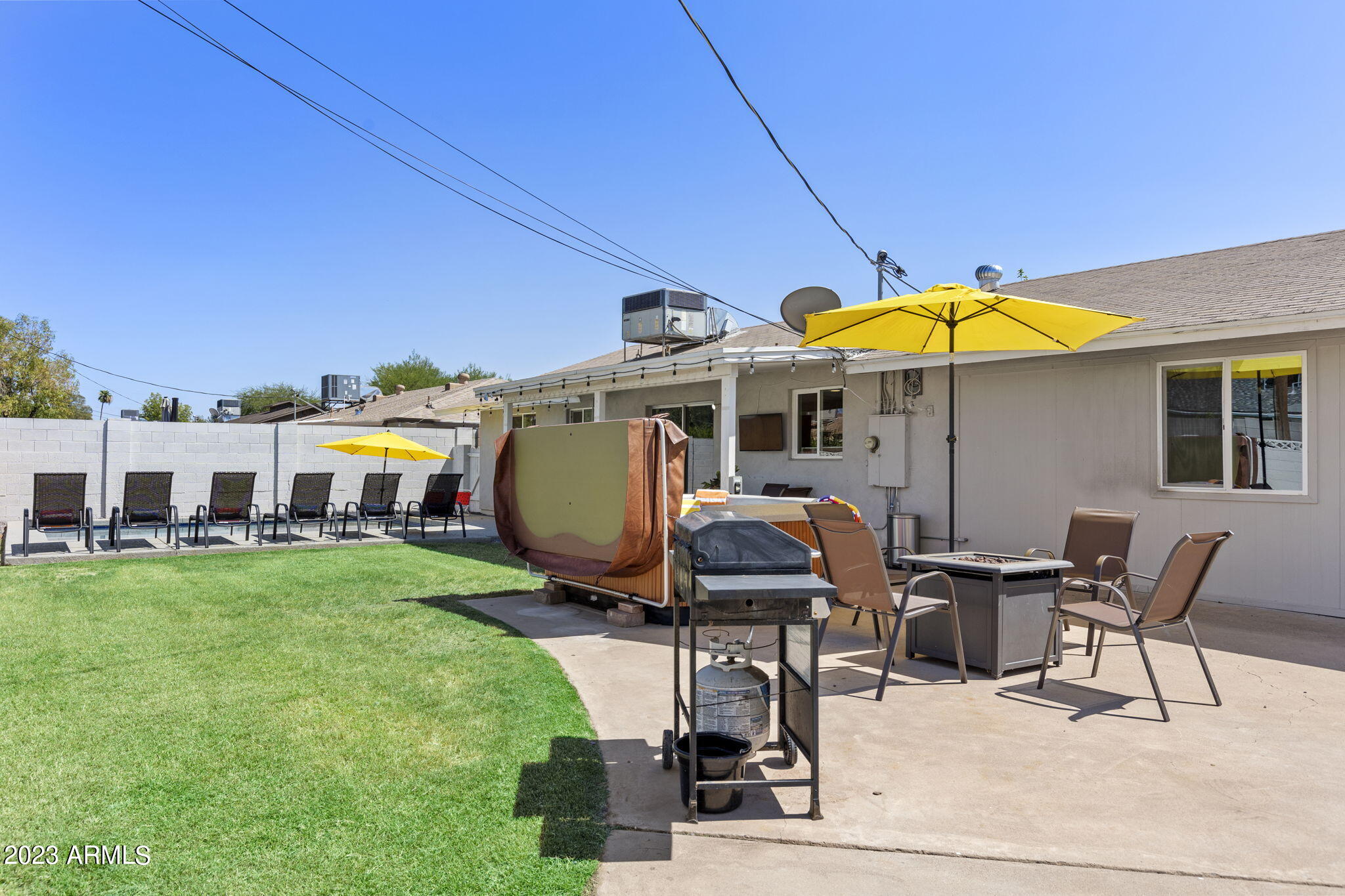 8308 E MINNEZONA Avenue