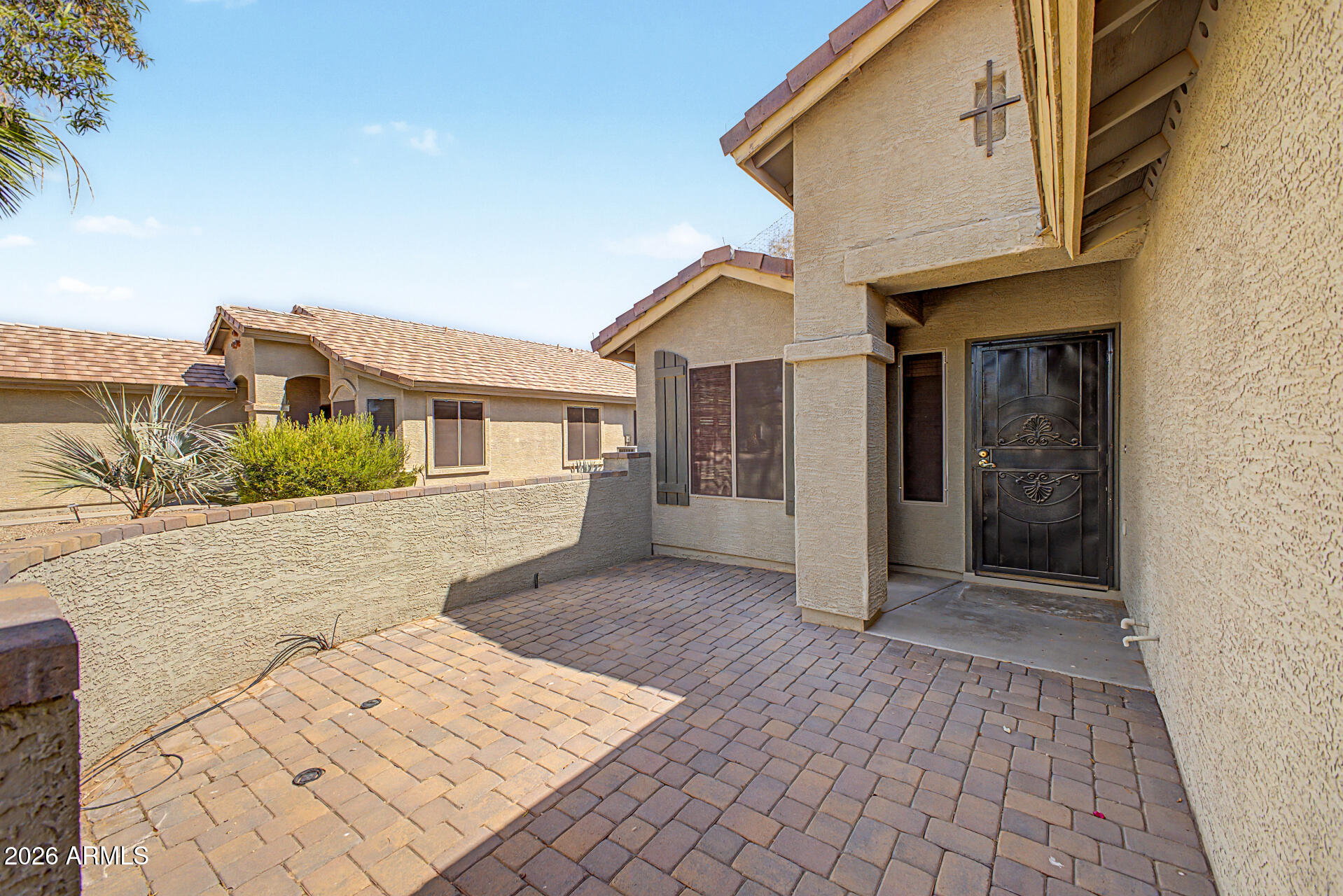2591 E SANTA MARIA Drive