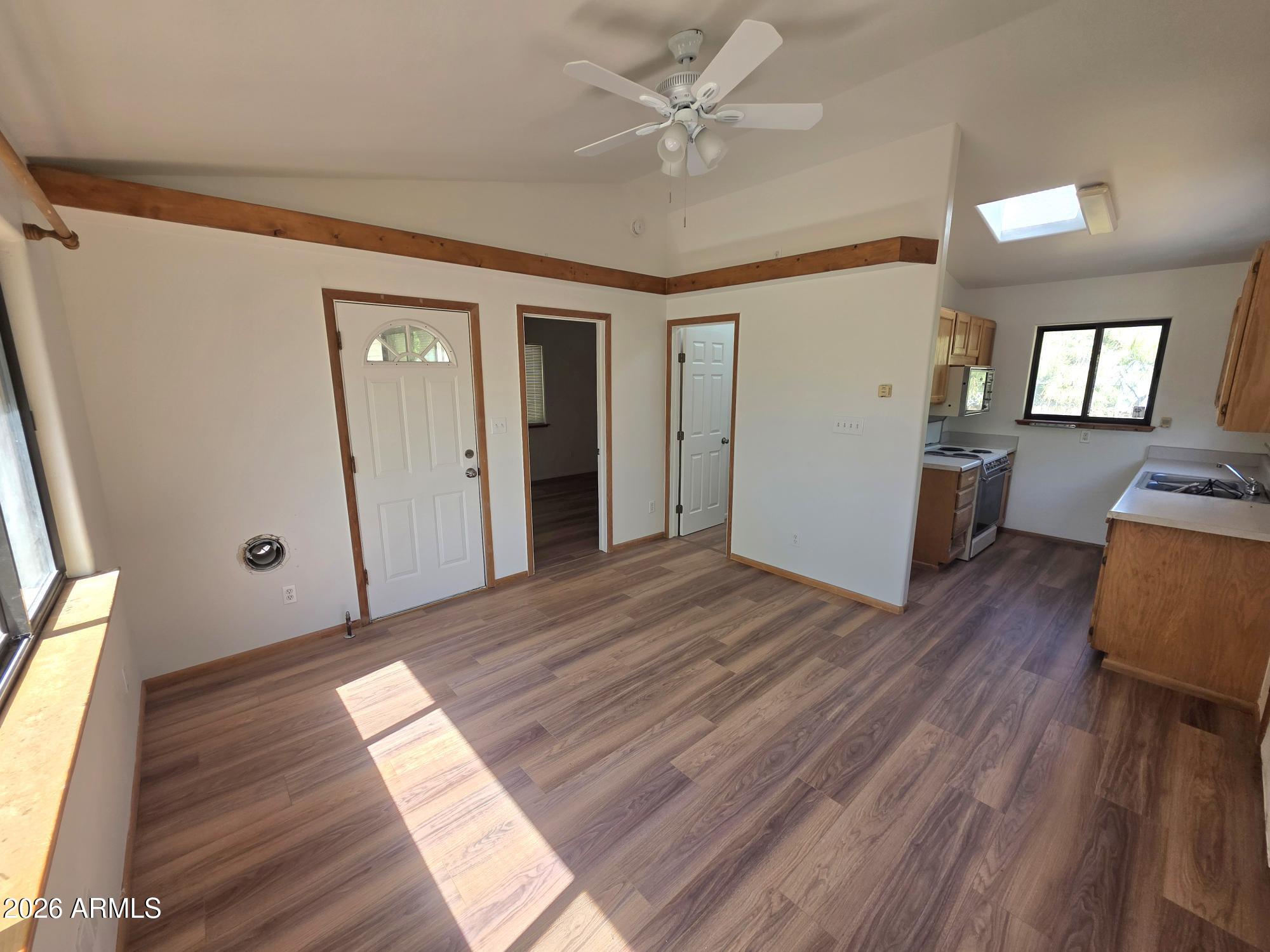 Unsubdivided Straw S of Fossil Creek - Residential