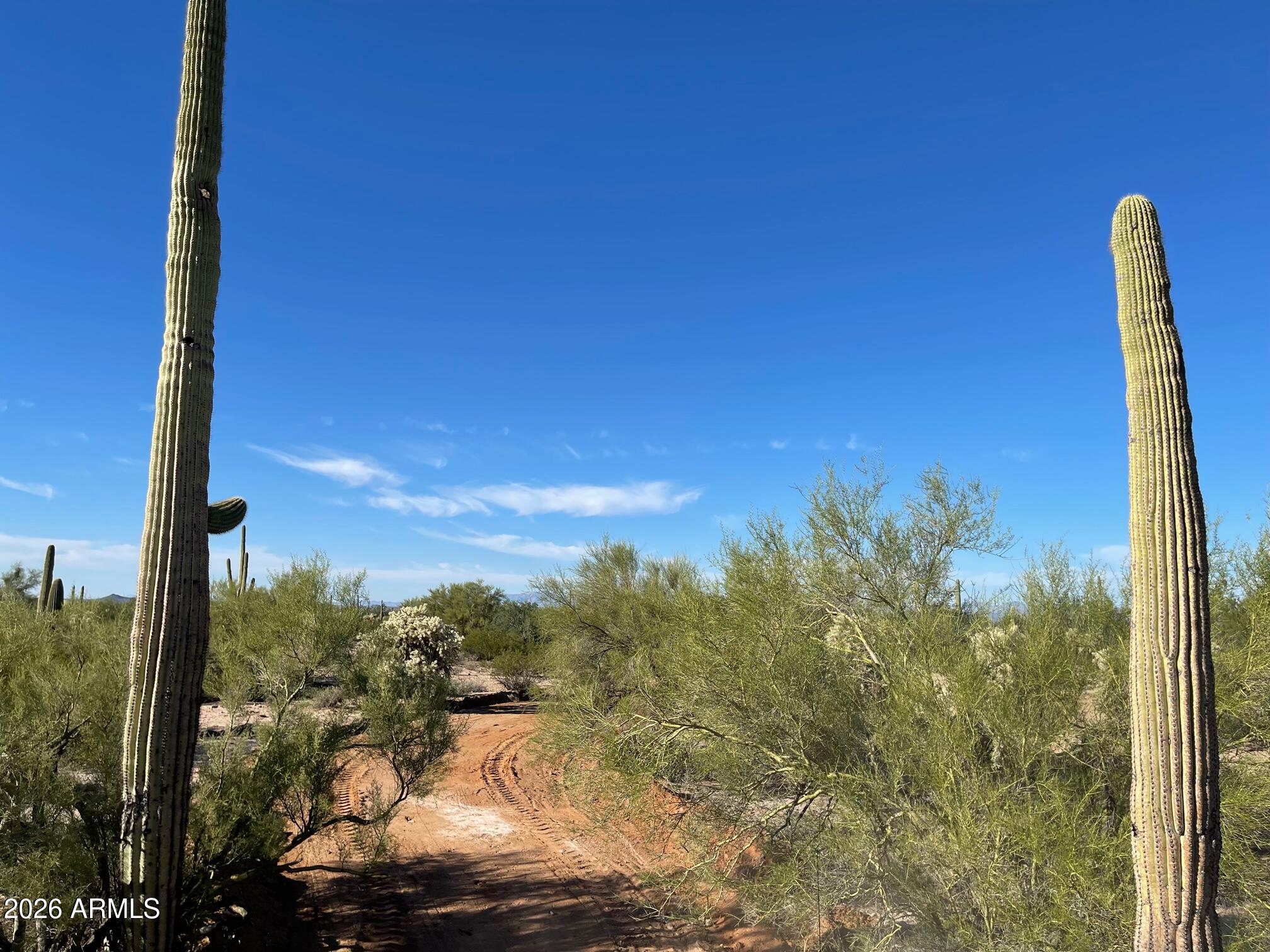 N/A ,5 acres adjacent to State Land - Land