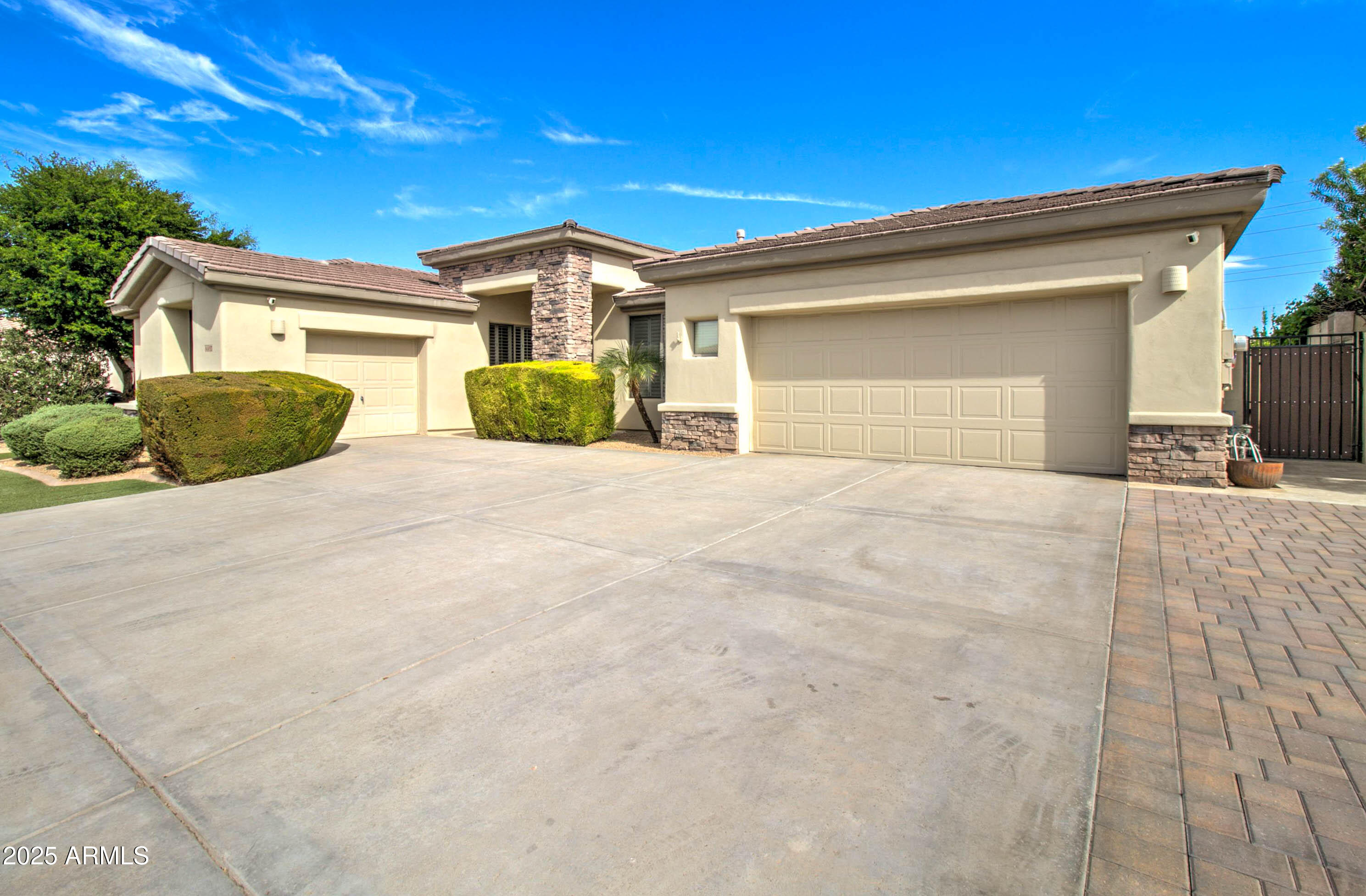 14453 W VERDE Lane