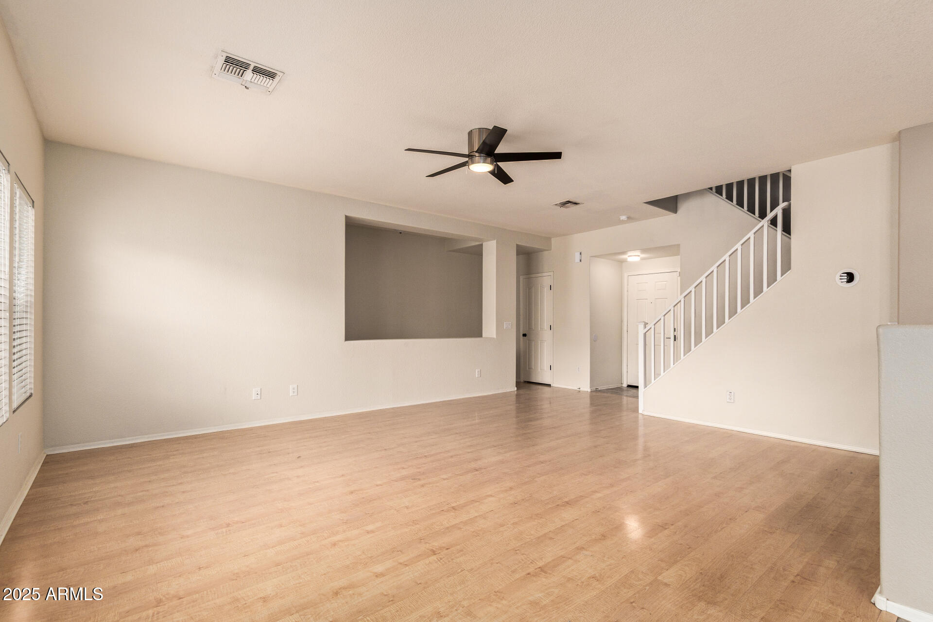 3122 W MOLLY Lane