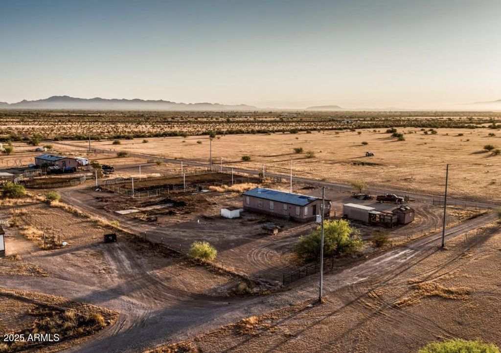 Photo of 2622 N 431st Avenue, Tonopah, AZ 85354 (MLS # 6927952)