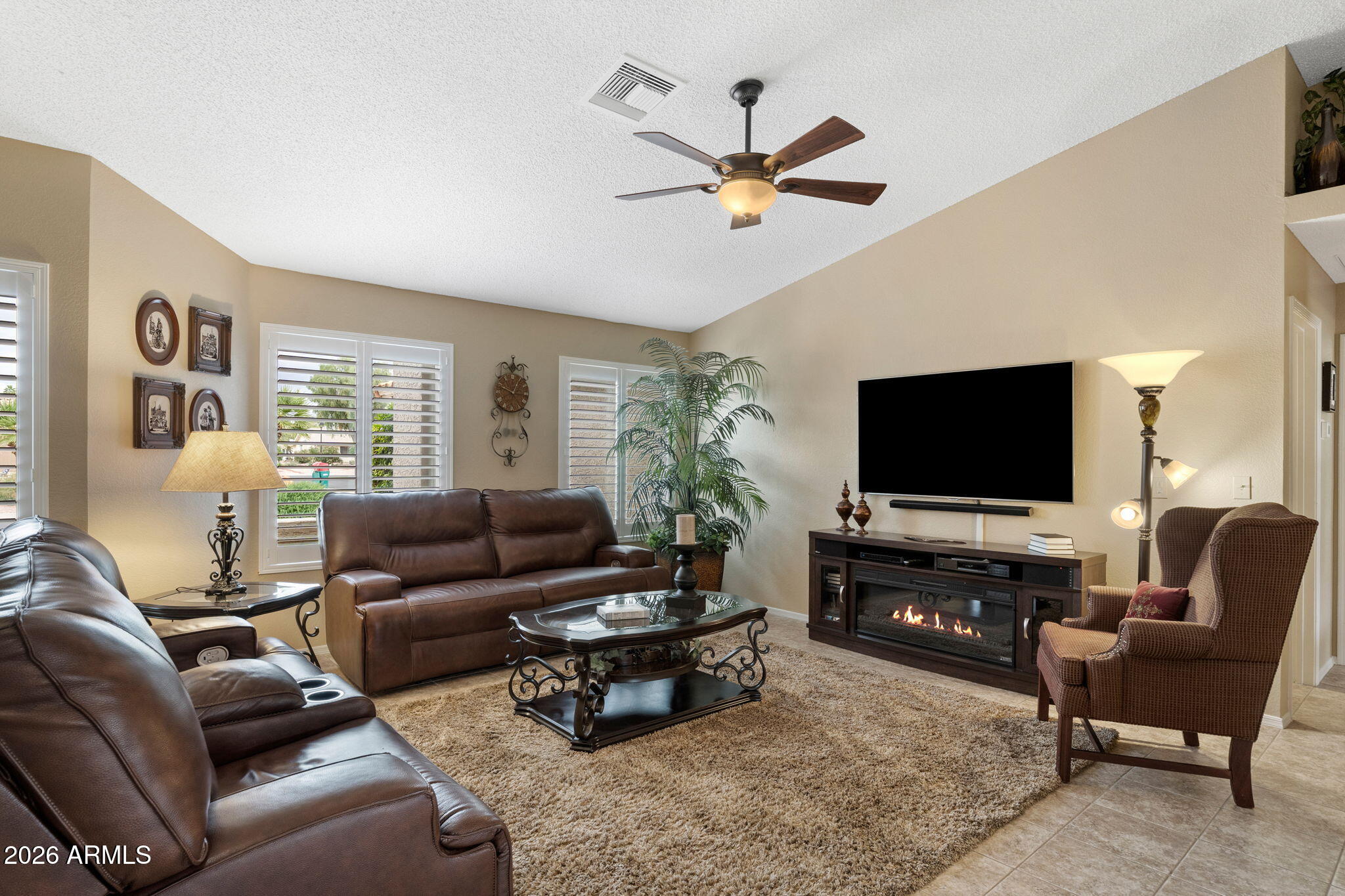 2755 LEISURE WORLD --