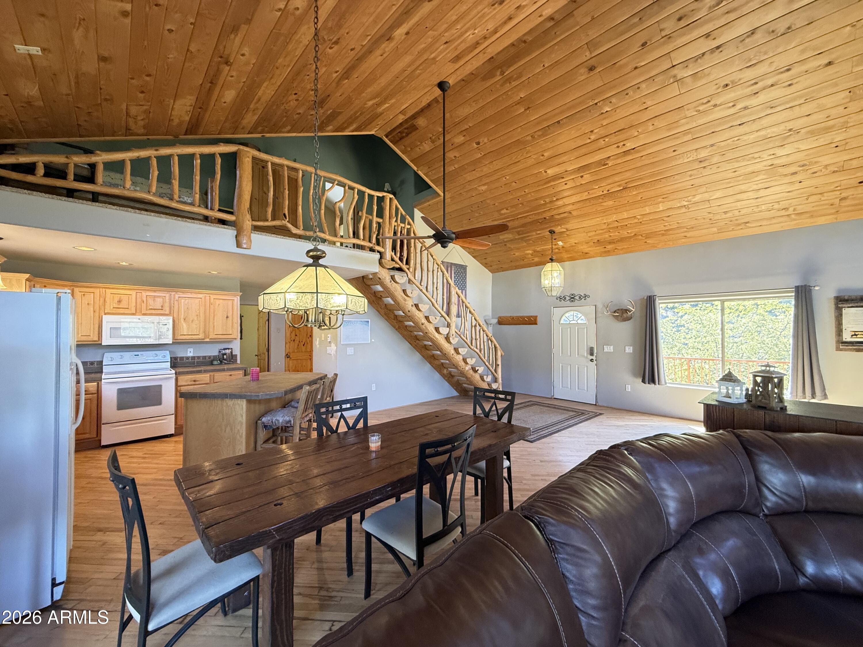 23570 S HUMMINGBIRD Lane
