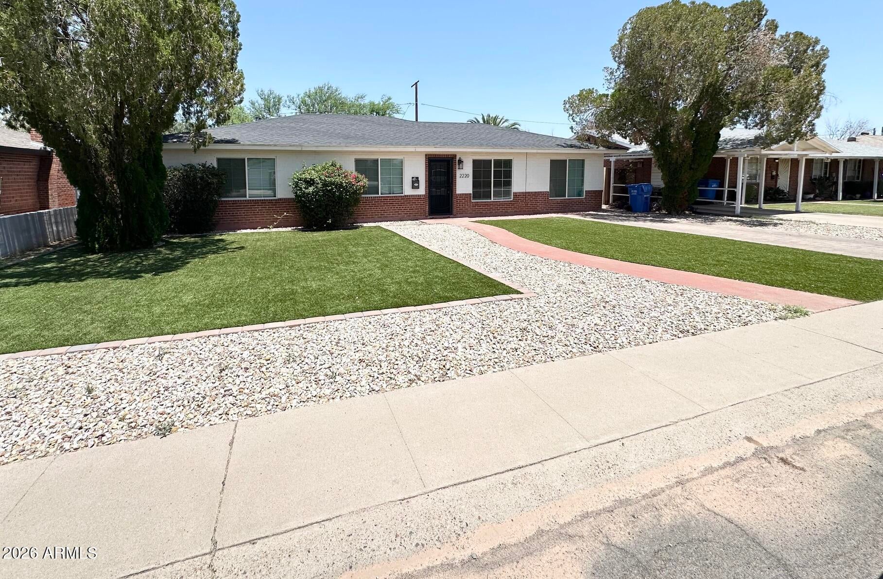 2220 E HEATHERBRAE Drive