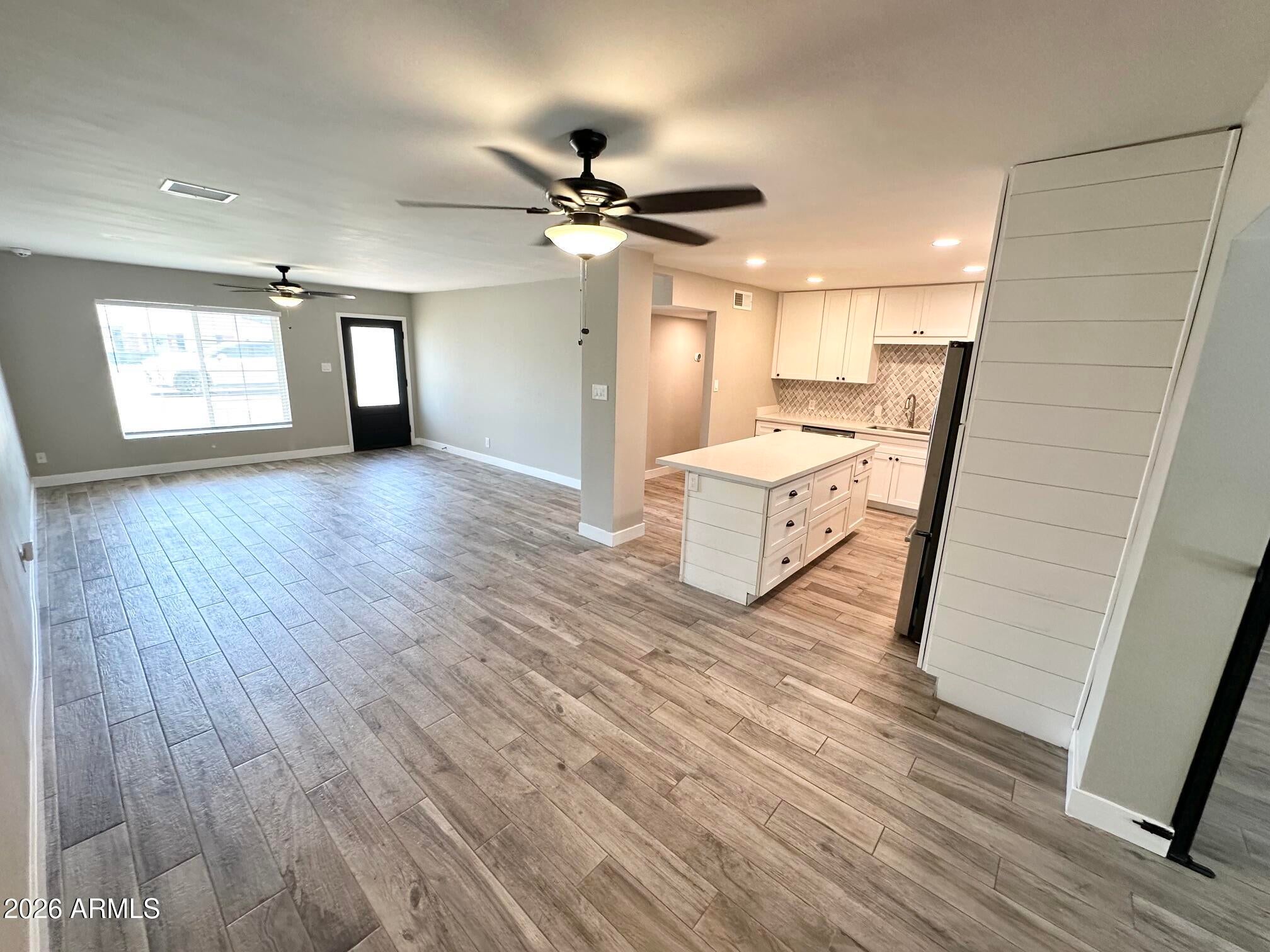 2220 E HEATHERBRAE Drive