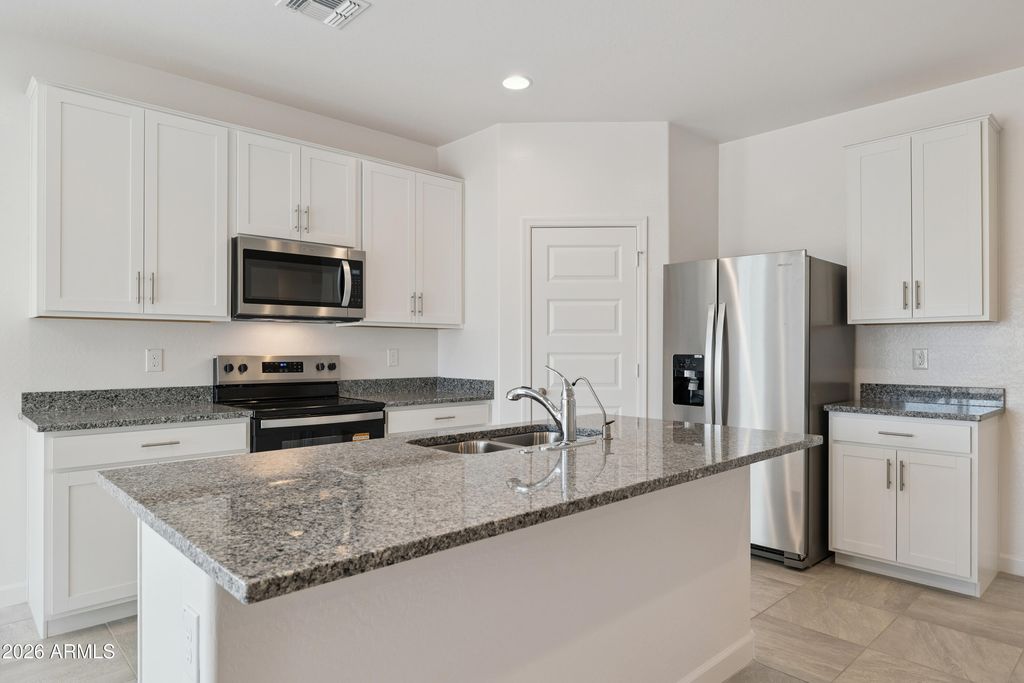 Photo of 35702 N Gamble Lane, San Tan Valley, AZ 85140 (MLS # 7030403)