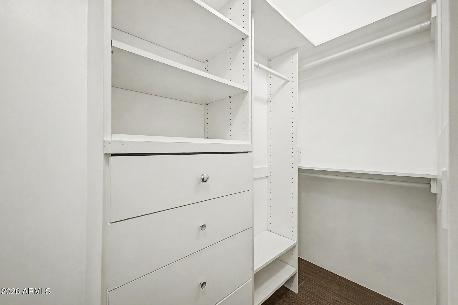 WINDSOR PLACE - Residential