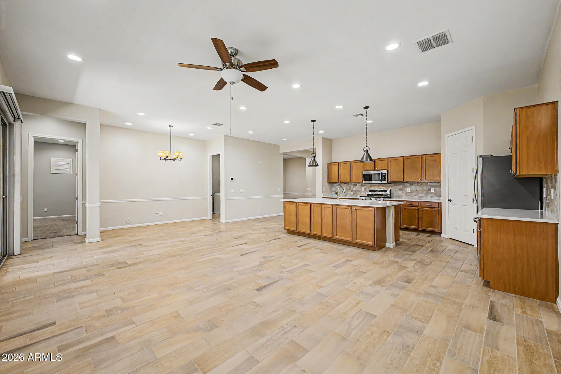 3535 E WALNUT Road