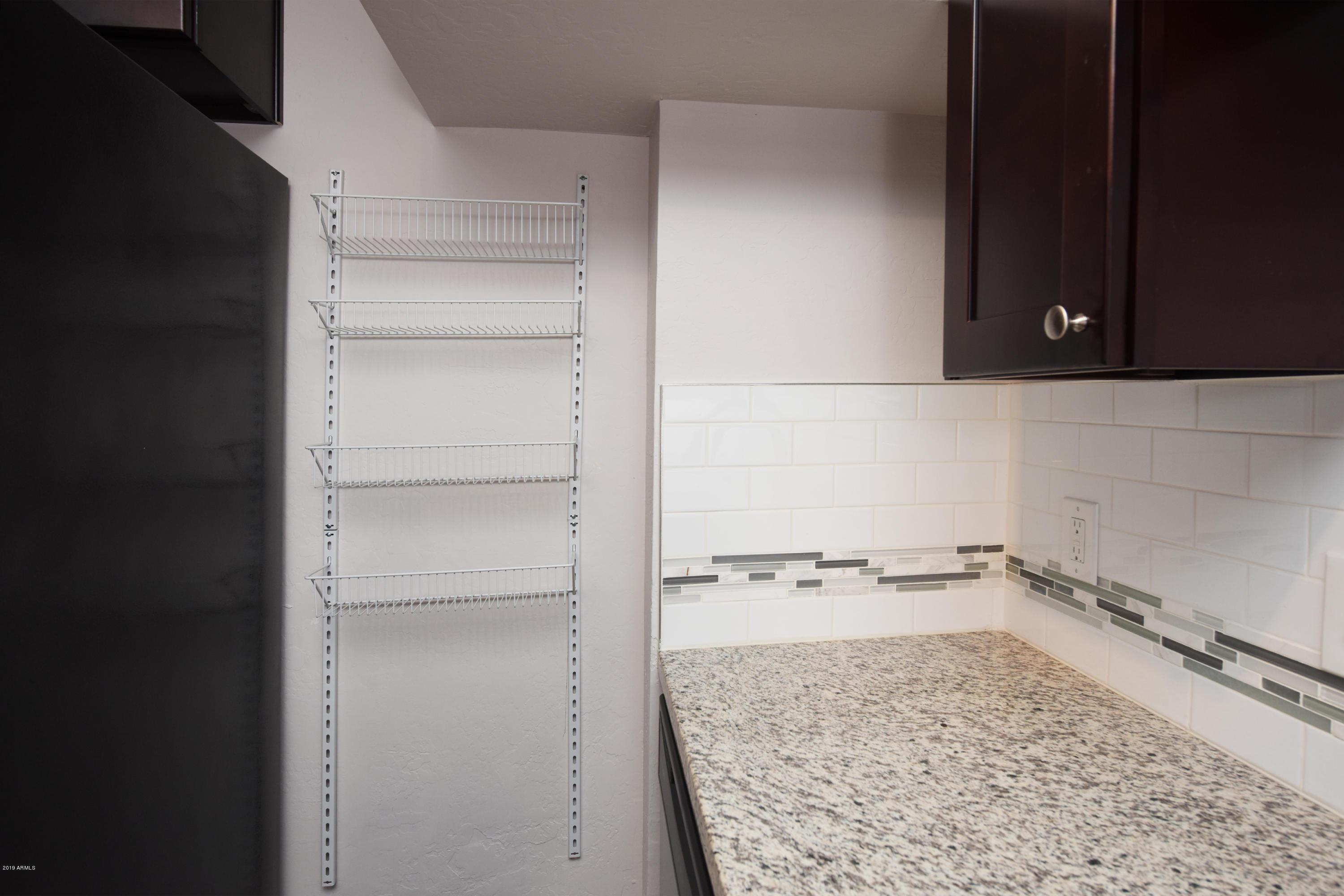 502 E Mariposa Street Apt 101