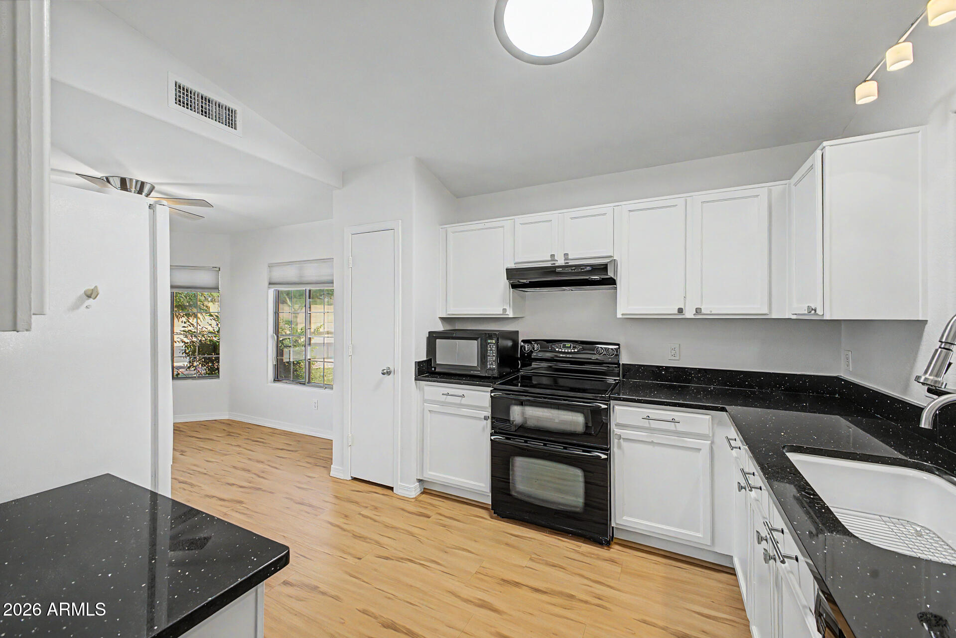 8551 W VOLTAIRE Avenue W