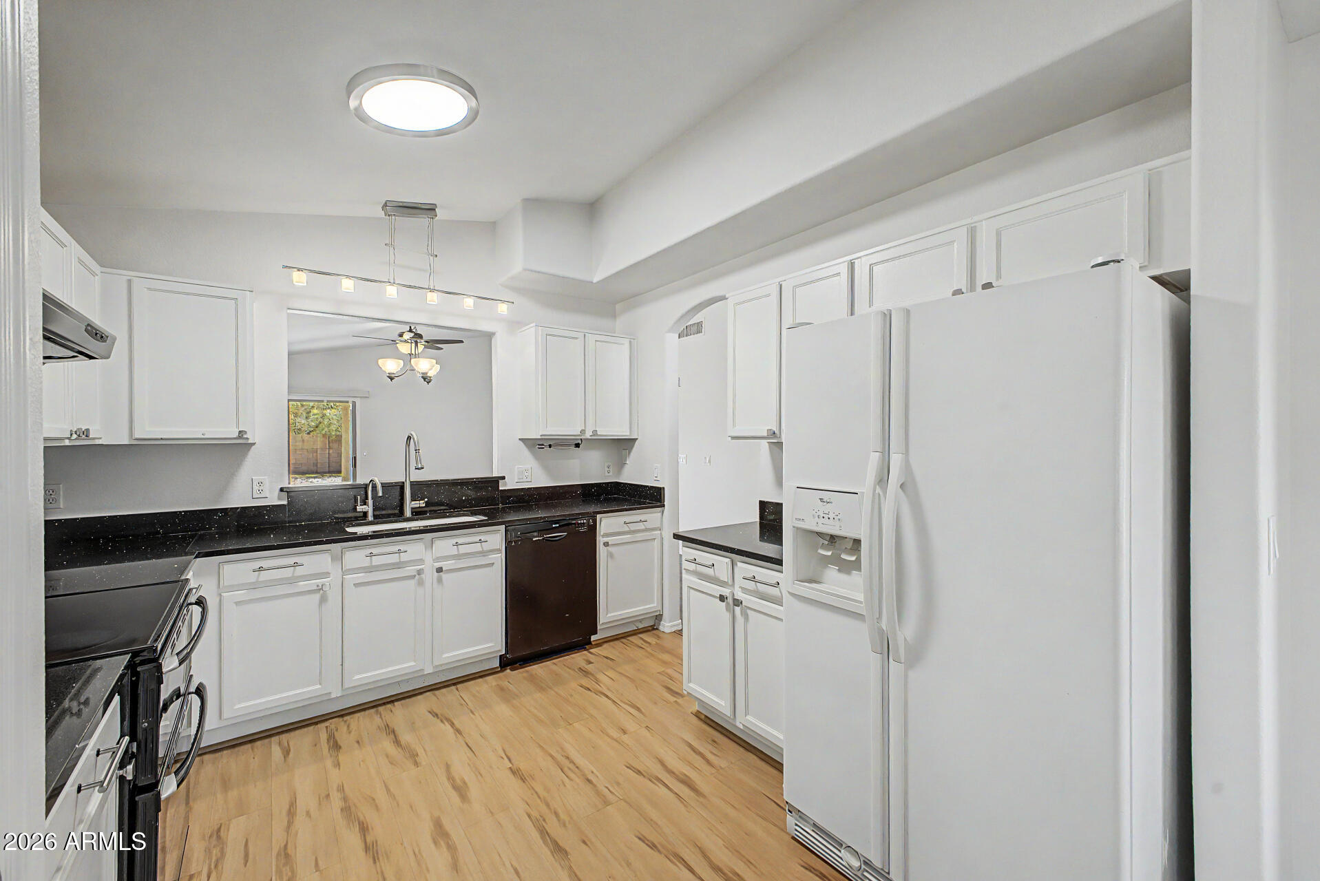 8551 W VOLTAIRE Avenue W