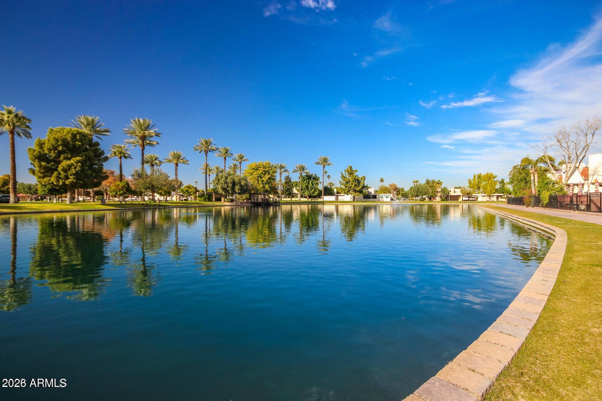 296 E Laguna Royale --