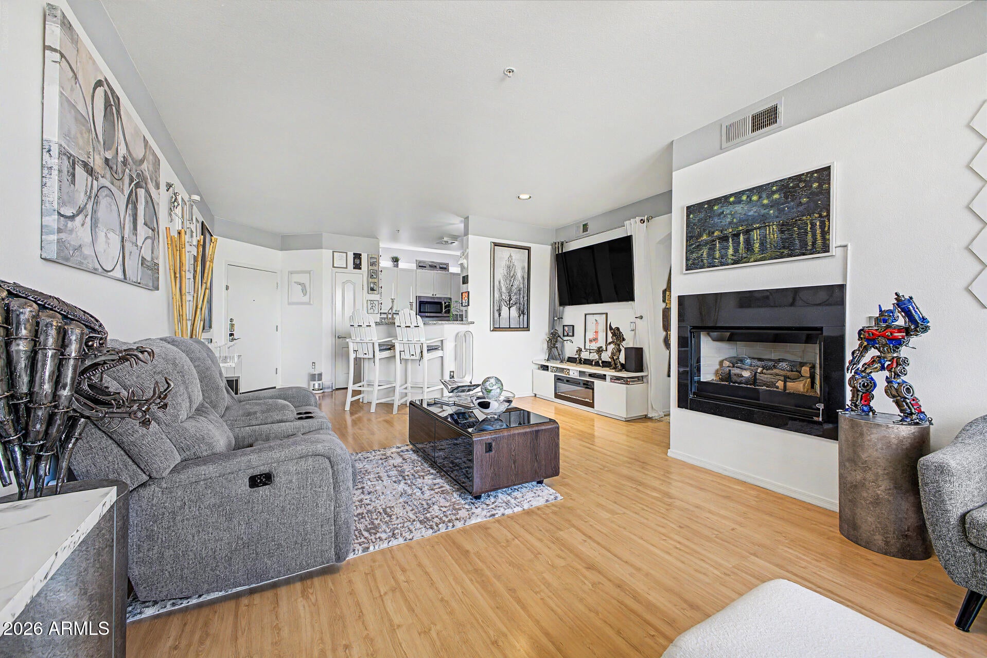 1701 E Colter Street 343