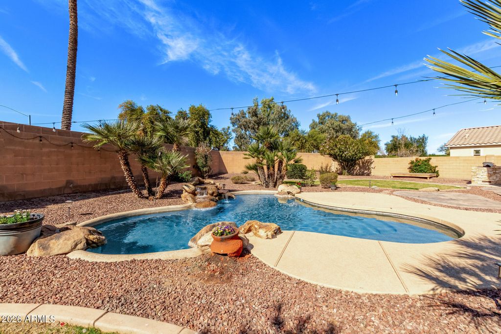 Photo of 33656 N Windmill Run, San Tan Valley, AZ 85144 (MLS # 6981797)
