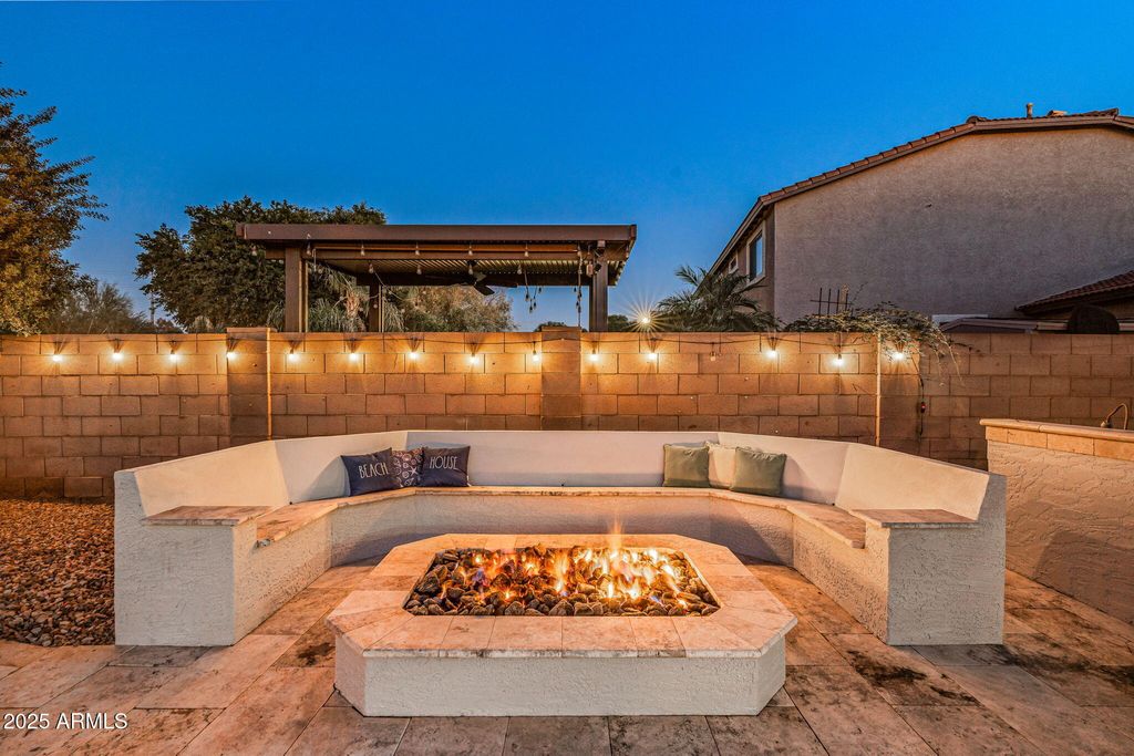 Photo of 2750 E Milky Way, Gilbert, AZ 85295 (MLS # 6956612)