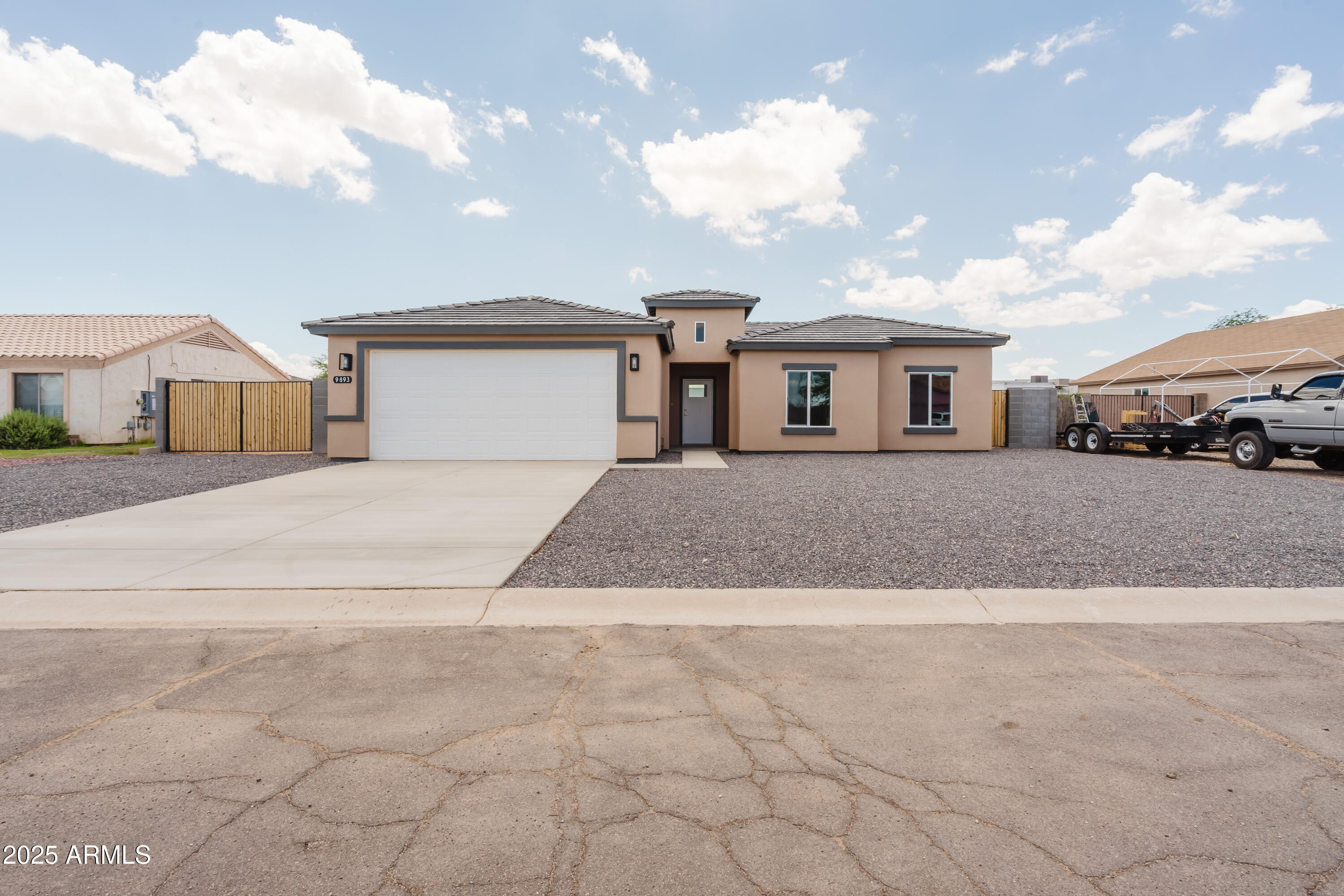 9893 W SUNBIRD Drive