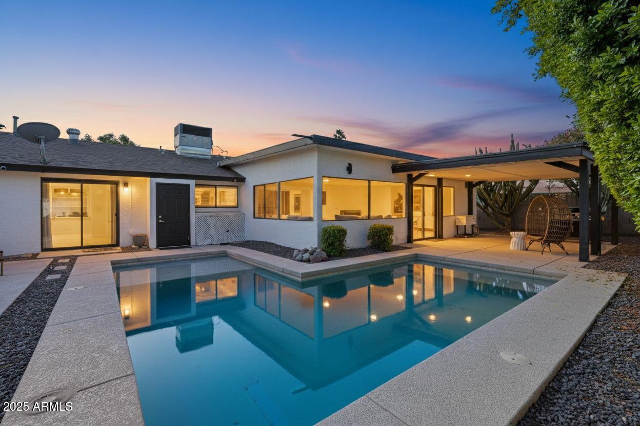 8614 E Jackrabbit Road