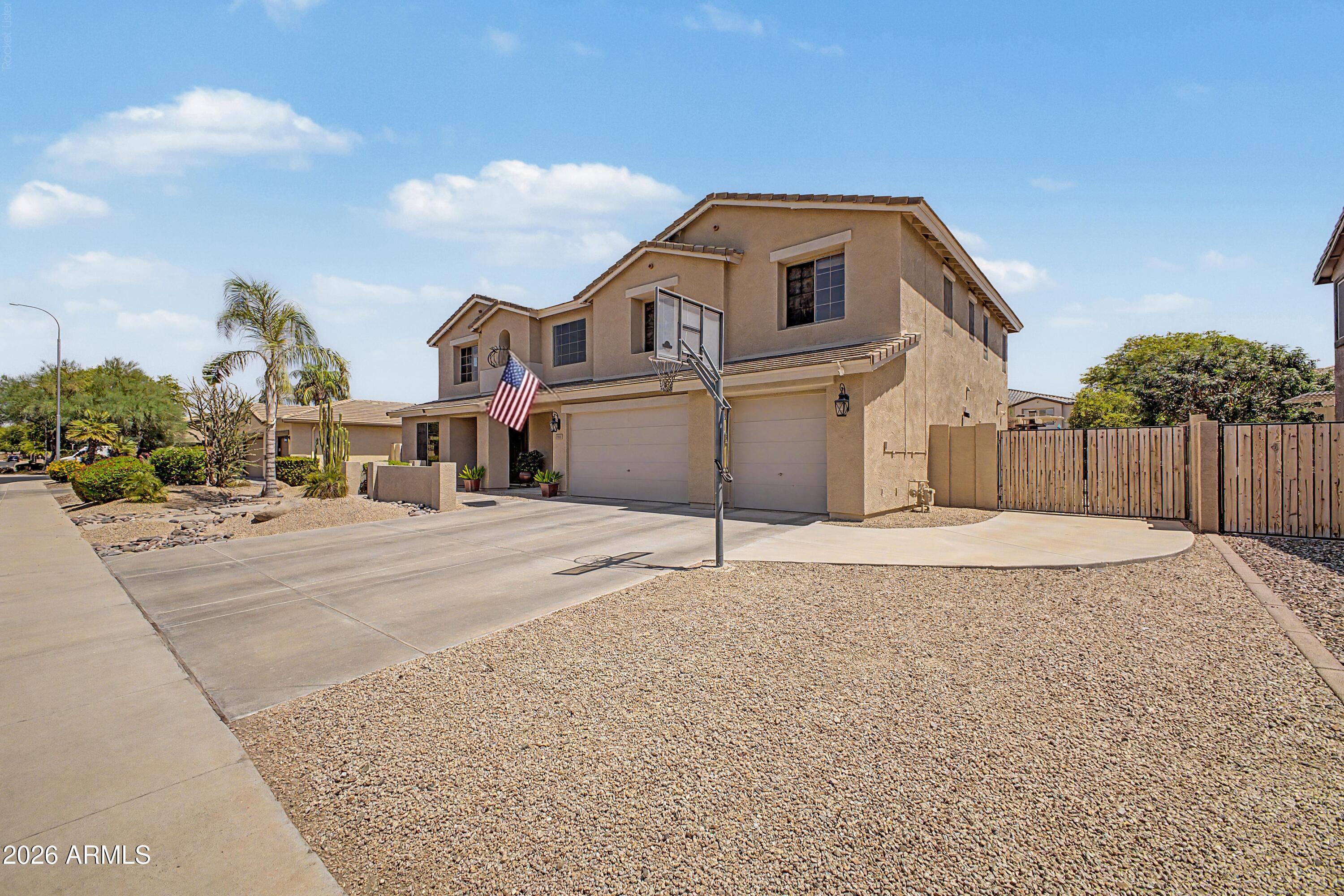 2311 E Coconino Drive