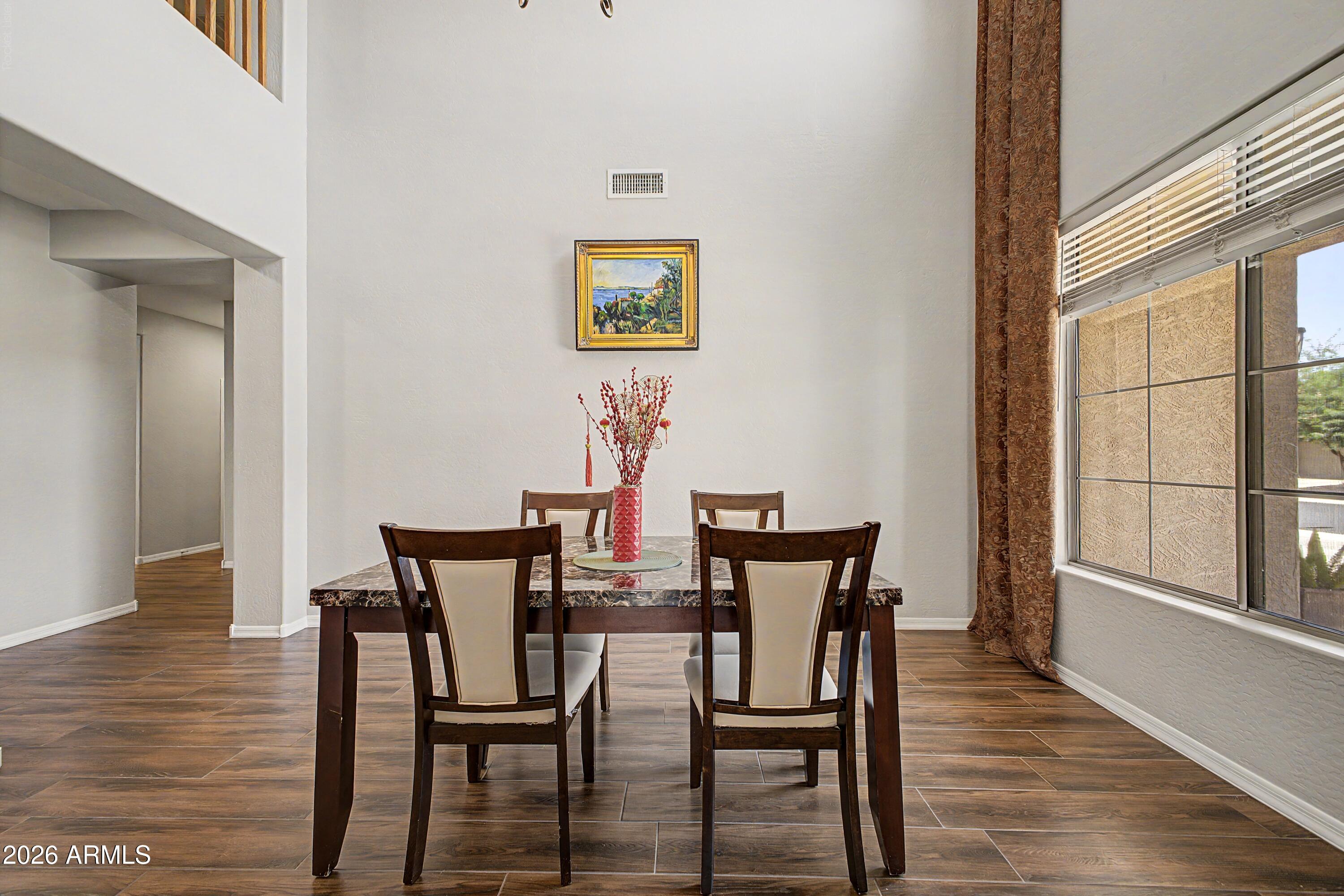 2311 E Coconino Drive