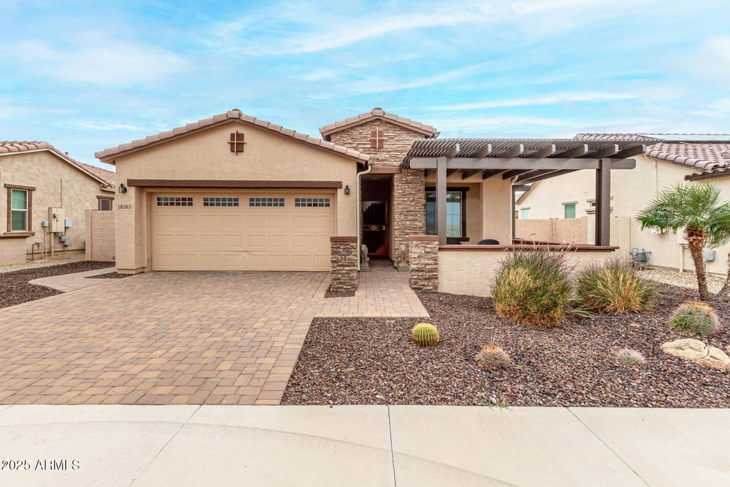 Photo of 18263 W Cedarwood Lane, Goodyear, AZ 85338 (MLS # 6932469)