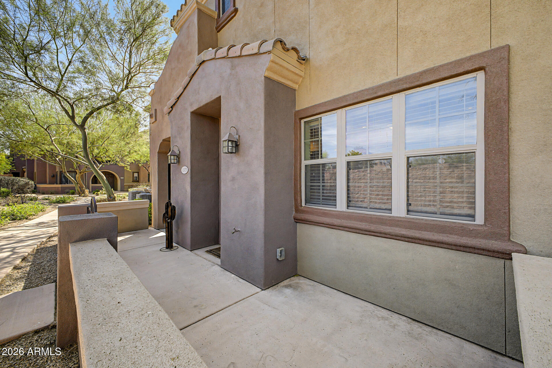 3935 E ROUGH RIDER Road 1373