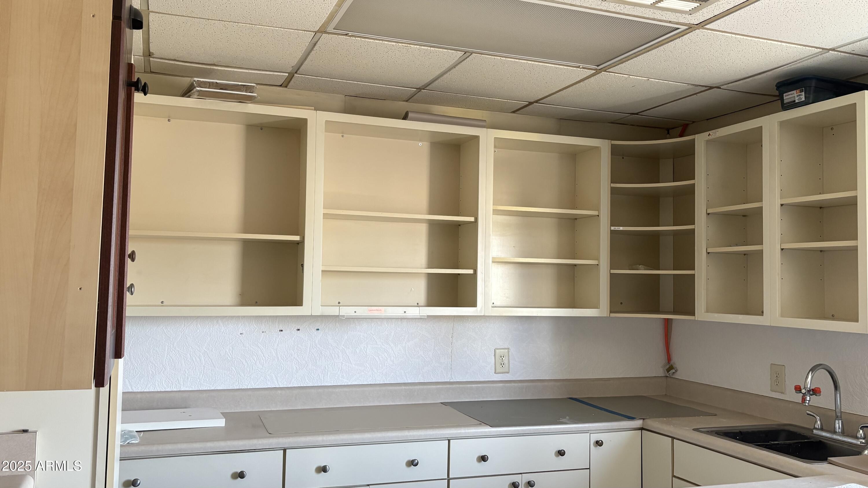 8233 W INDIAN SCHOOL Road